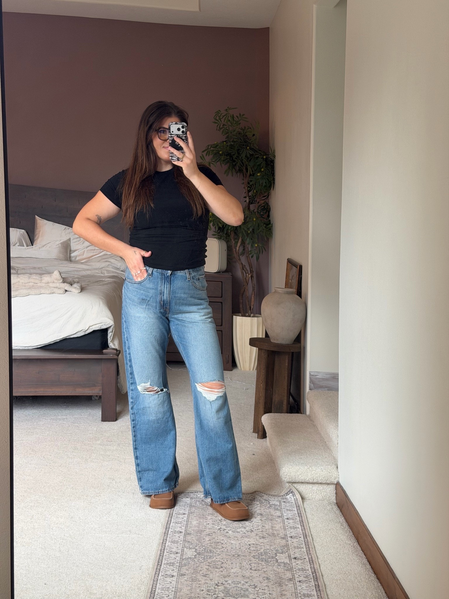 New favorite jeans by the way! And of course they are @levi / I grabbed them at @Target  in size 32

They are more of a midrise and fits so good!!￼