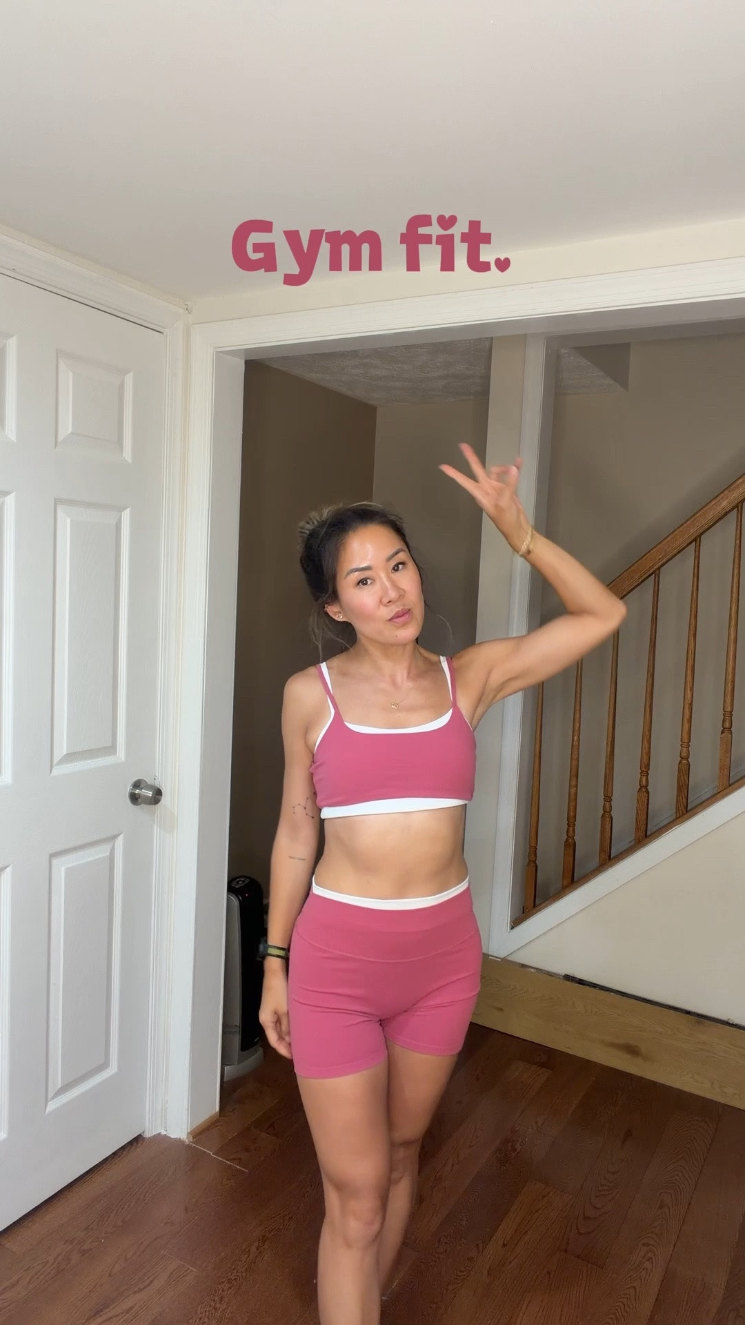 Another gym fit, doubles down as a casual fit.  Throw a button up shirt over. 

When I like something, I have to get the same set in a different color. 

Super comfortable, medium compression to cinch you in all the right places. 

For reference: I’m 5’5” and fluctuate between 126-130 lbs. 
I’m wearing a size small too (because i have a small bust) and a medium bottom.

#LTKfitnessgoals #LTKootd #LTKActive