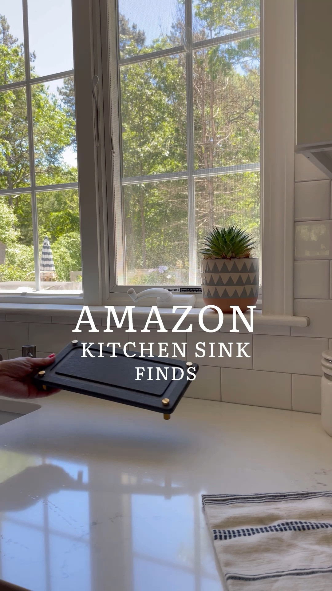 Kitchen accessories

Kitchen tools  kitchen inspo  coastal kitchen kitchen finds coastal decor  kitchen decor  coastal home decor  coastal kitchen  sherricalnanhome

#LTKVideo #LTKfindsunder50 #LTKhome