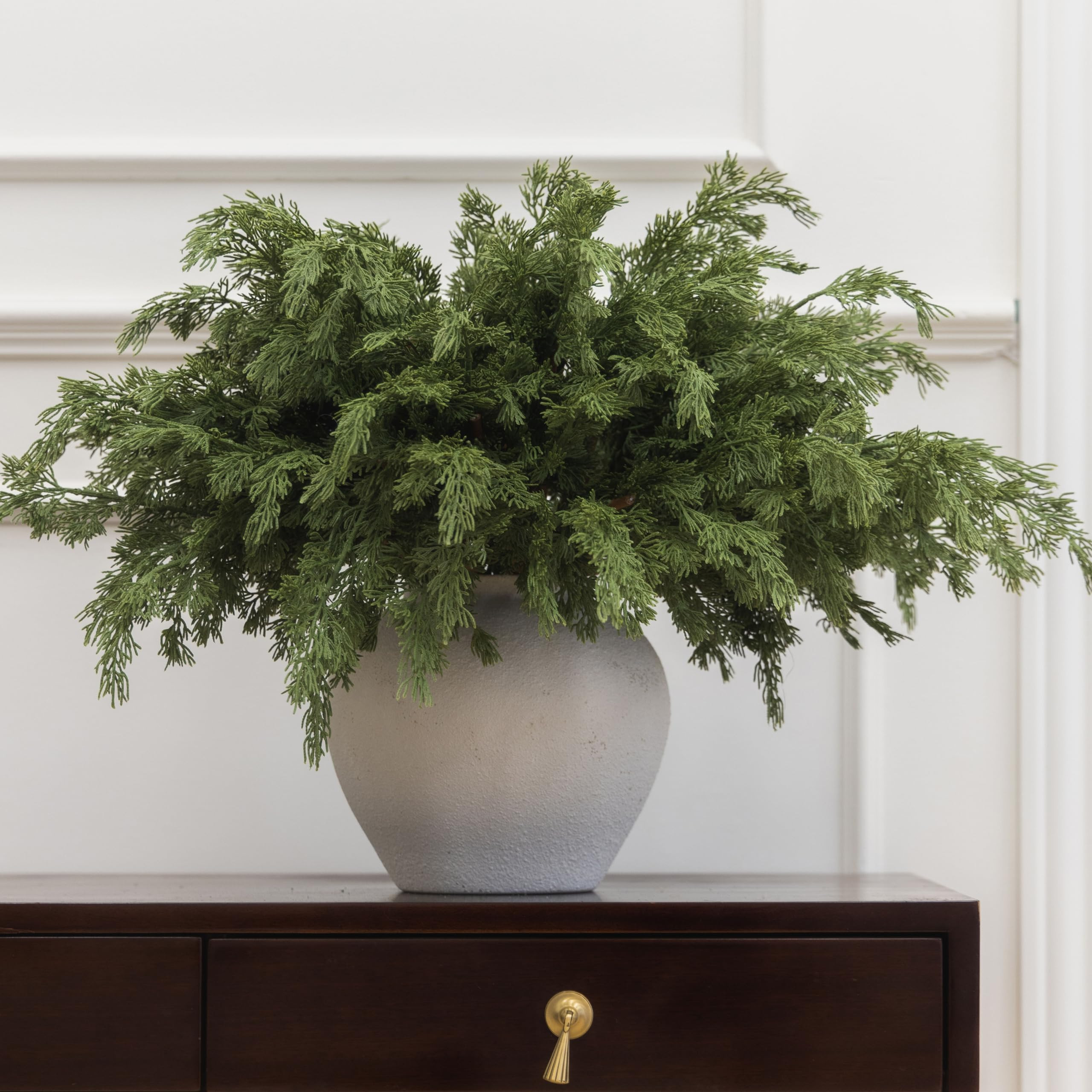 MISSPIN 30 Pcs 21.5 Inches Christmas Cedar Branches, Cedar Artificial Christmas Branches DIY Craf... | Amazon (US)