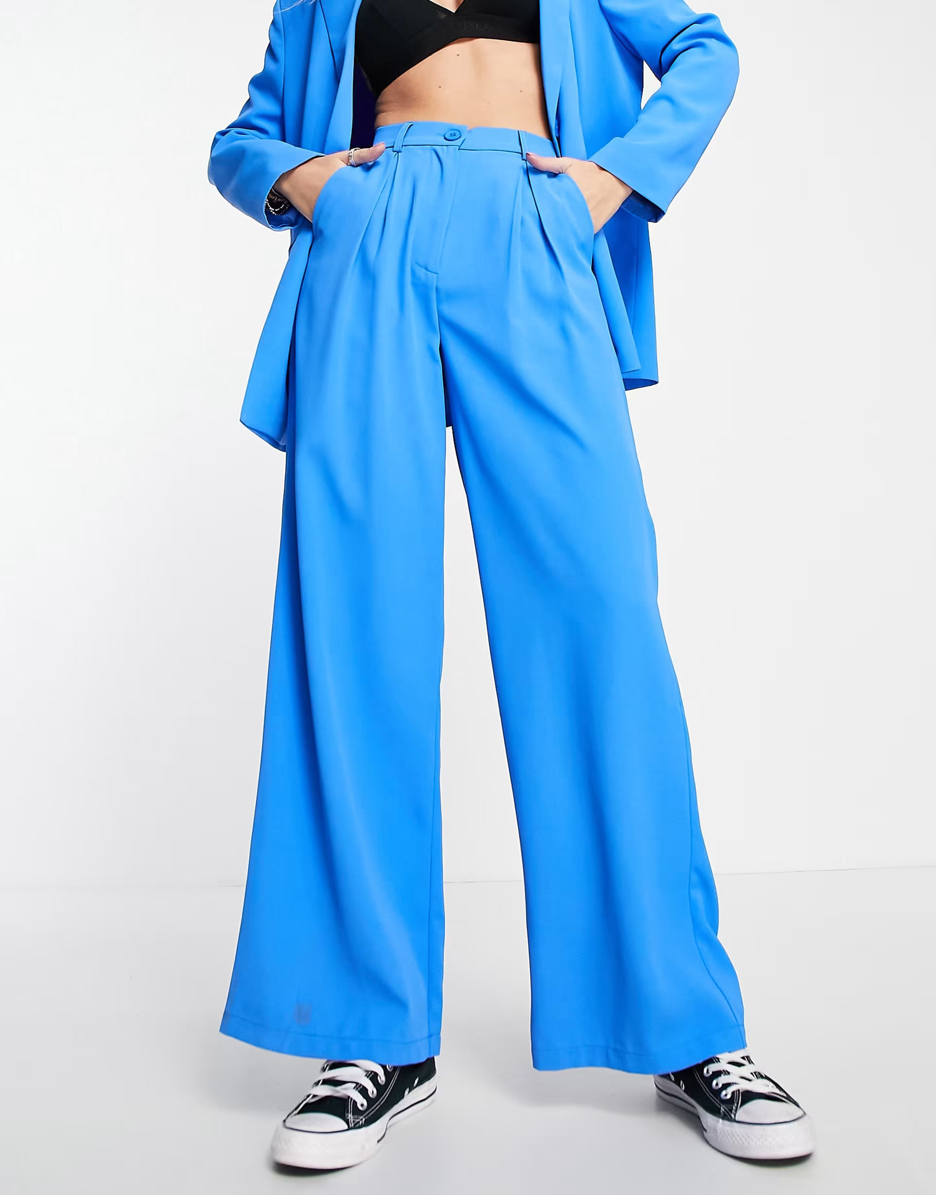 Reclaimed Vintage – Elegante Hose in leuchtendem Blau, Kombiteil | ASOS (Global)
