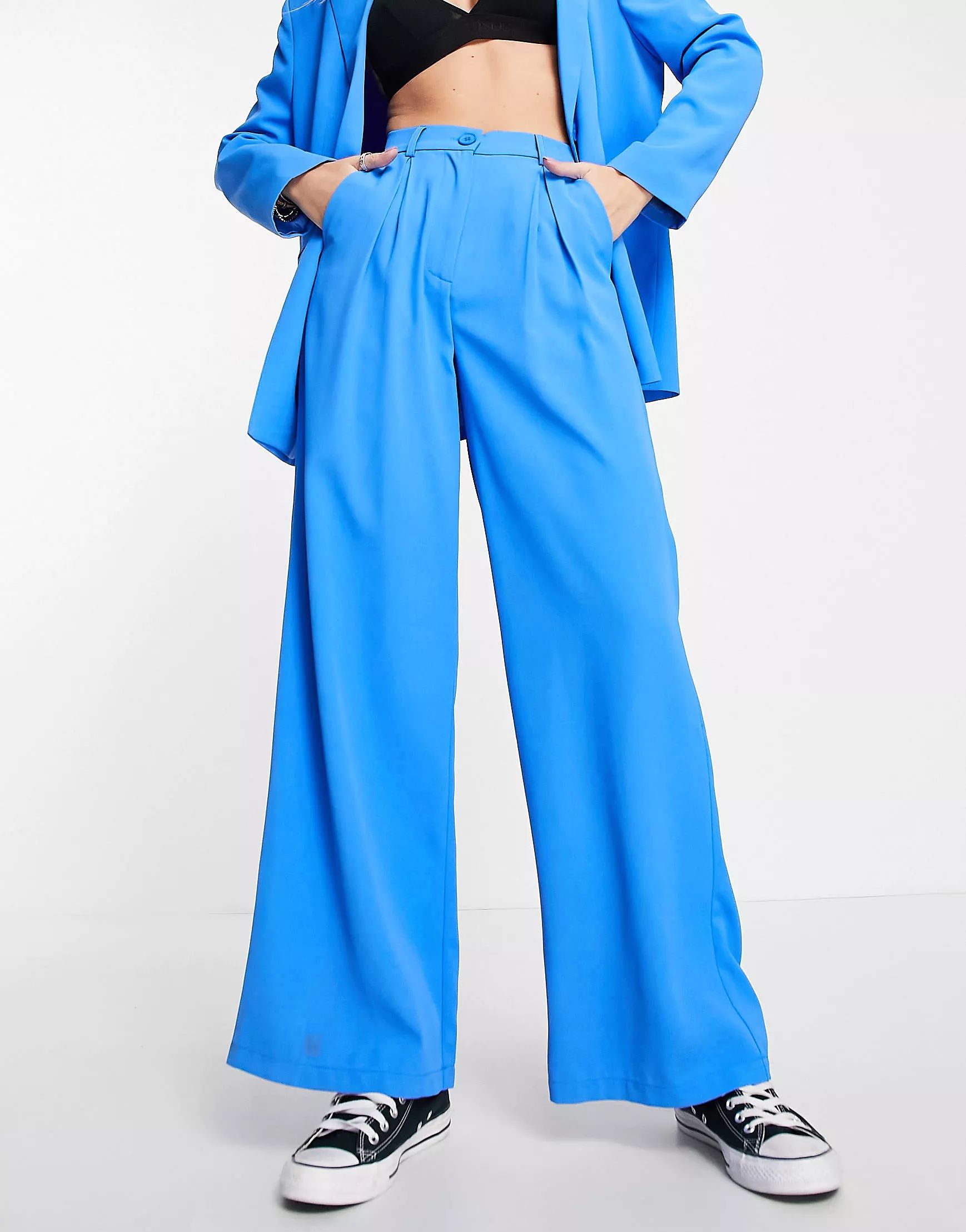 Reclaimed Vintage – Elegante Hose in leuchtendem Blau, Kombiteil | ASOS (Global)