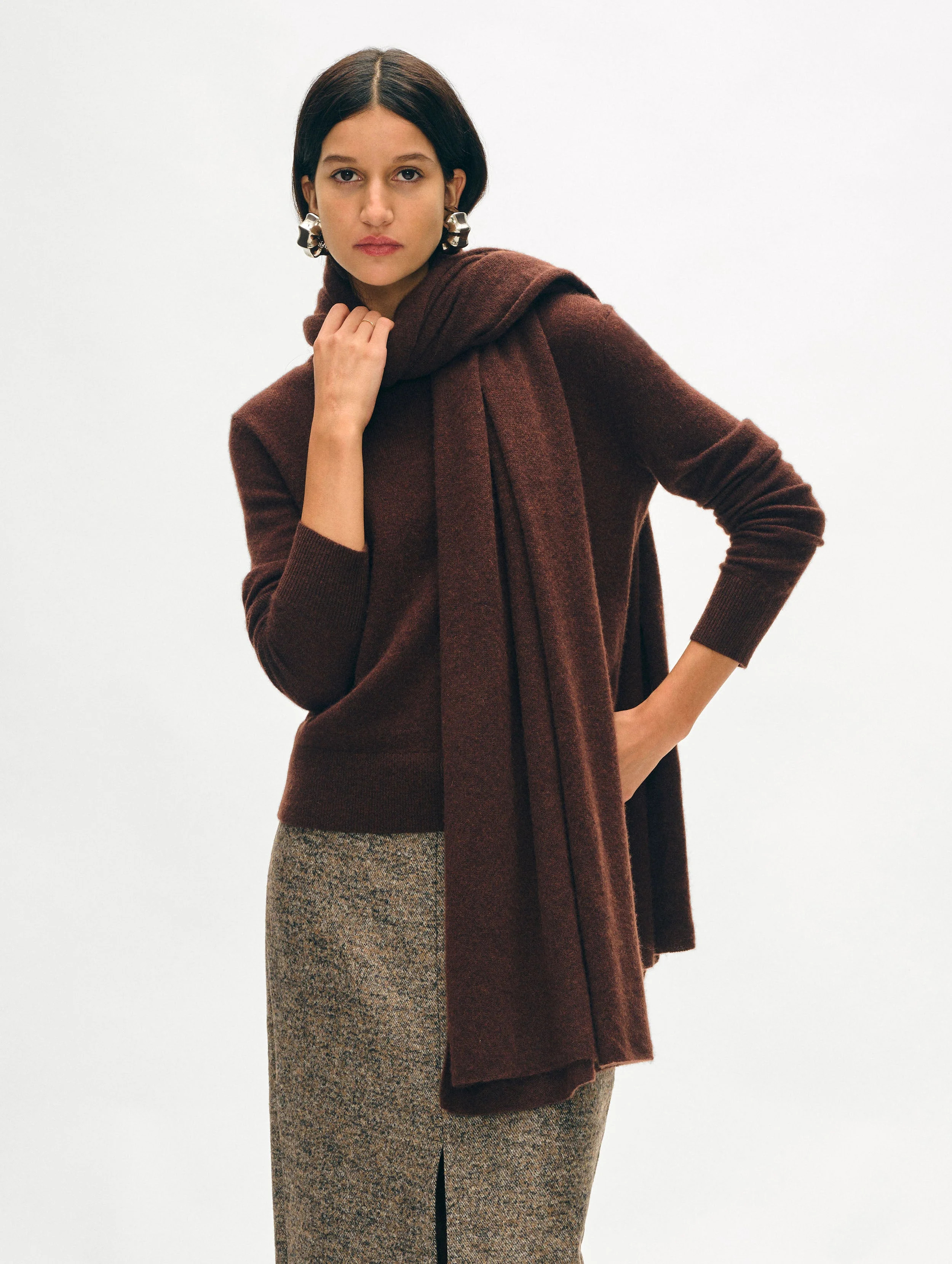 White + Warren Cashmere Travel Wrap in Espresso size 81" x 36 | White and Warren