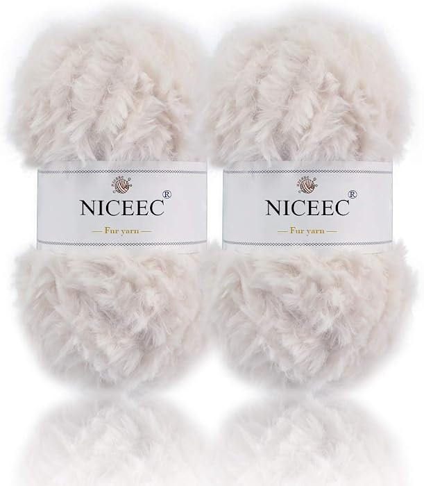 NICEEC 2 Skeins Soft Faux Fur Yarn 70yds,3.53oz- White | Amazon (US)
