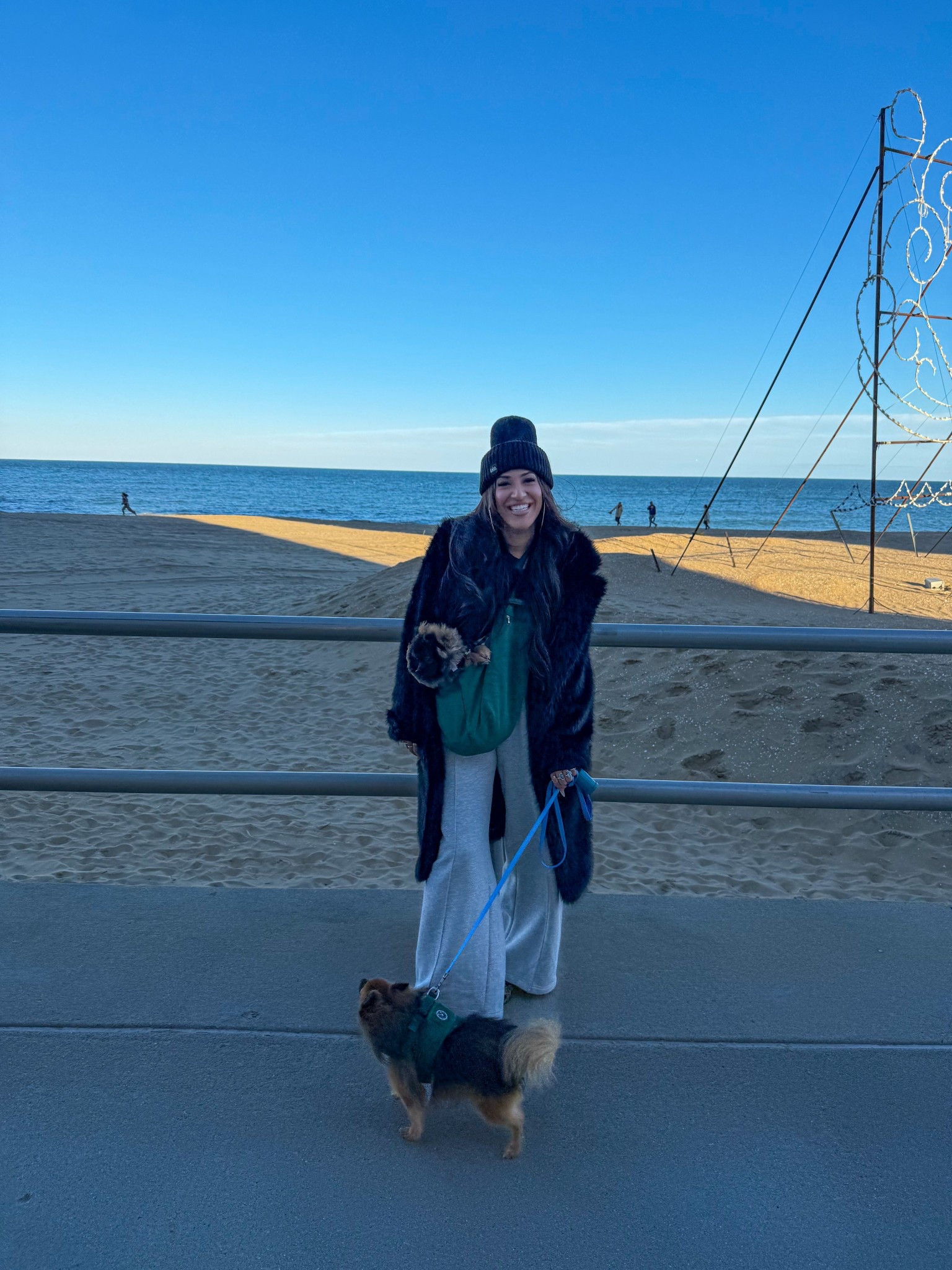 Wearing a S/M in the faux fur coat. Wearing a size M in the bottoms and a size M in the top

Dog carrier

#LTKActive #LTKootd #LTKFindsUnder50