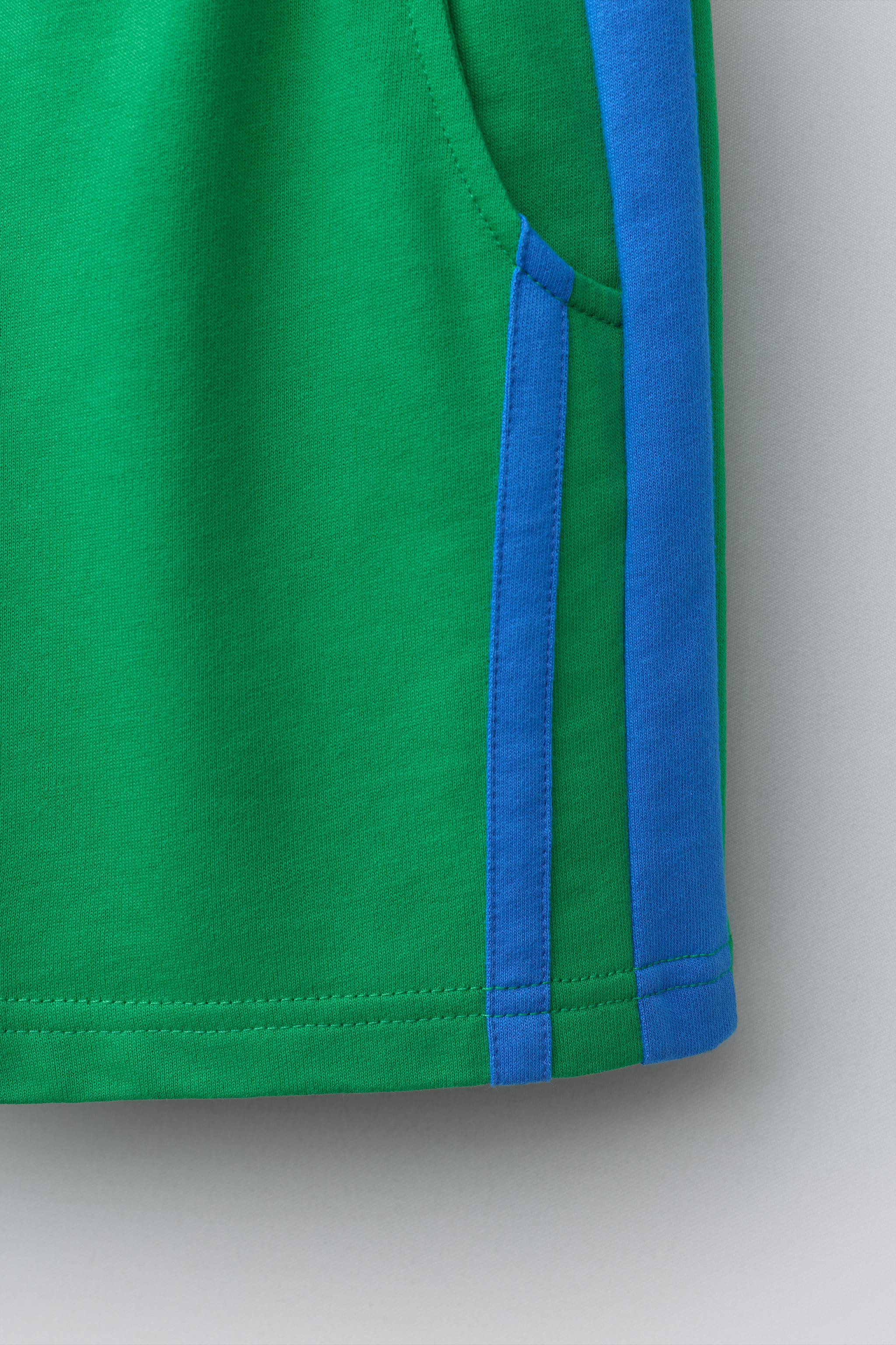 SIDE STRIPE SHORTS | Zara US