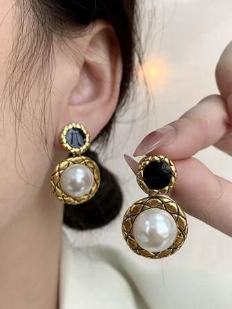 Faux Pearl Decor Round Drop Earrings | SHEIN
