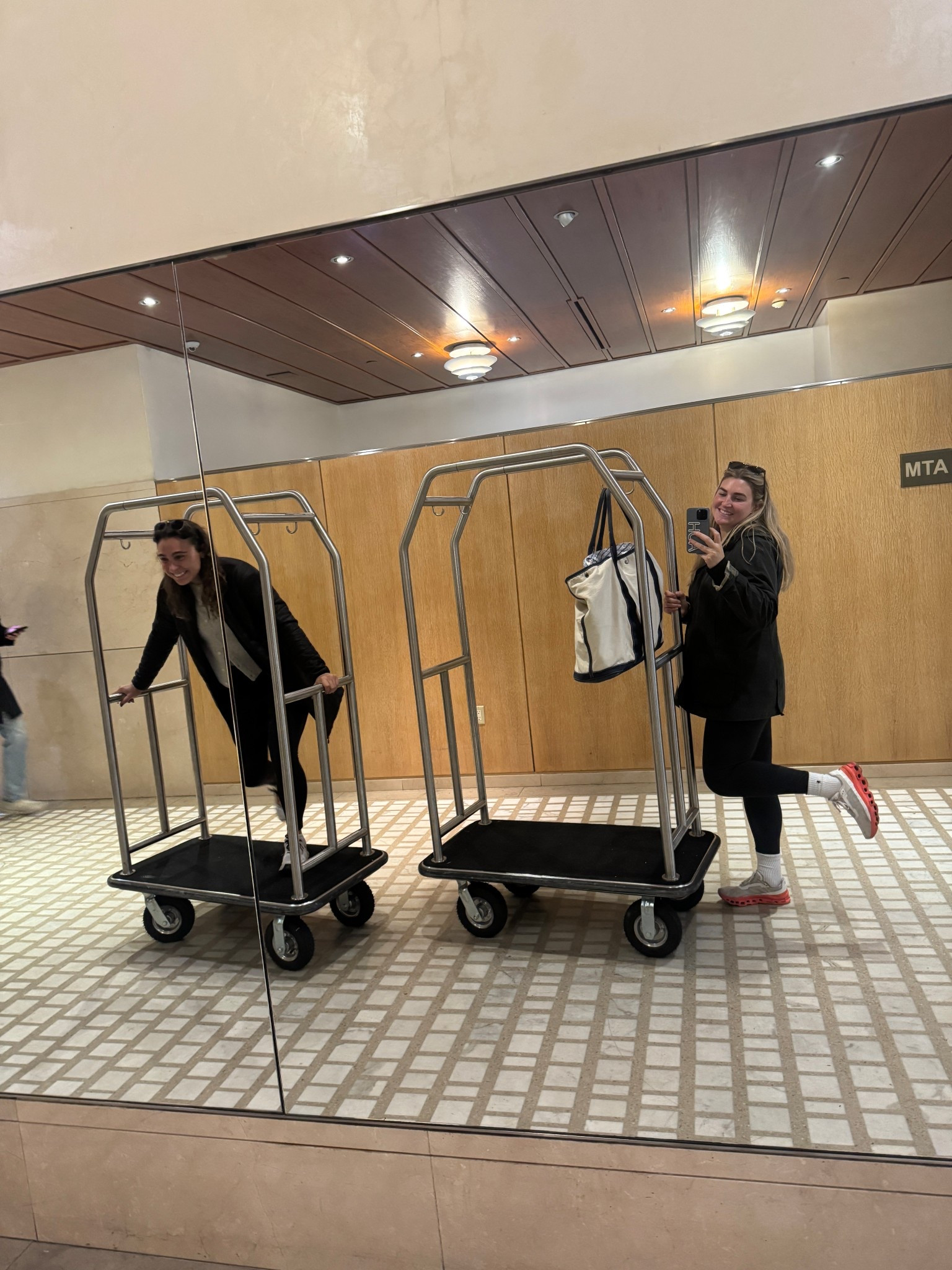 MOVING DAY essentials 