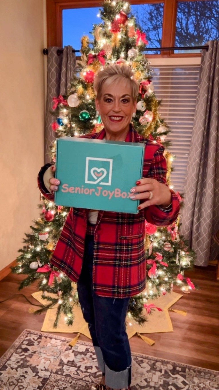 Plaid Blazer
Pearl and Plaid Loafers
Cuffed Jeans 
Plaid Belt