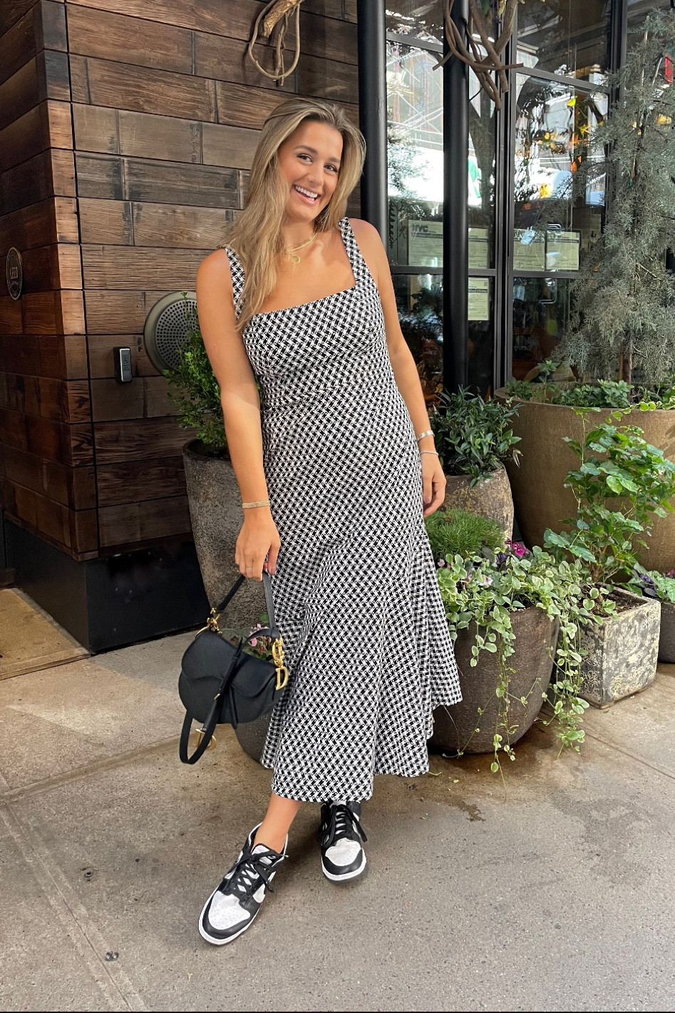 Okay so my three style words are officially CHIC, SPORTY, & FUN (honorable mention for SPARKLY) #VicsFits 

#LTKshoecrush #LTKitbag #LTKstyletip