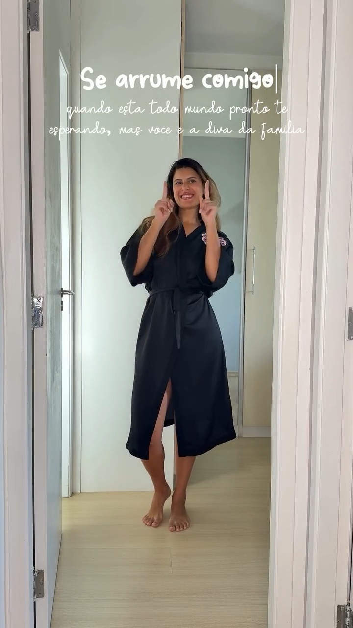  se arrume comigo!❣️13/30 dias de looks

🔎 link no destaque “link renner” - saia midi, blusa sem alça
“link c&a” - sapatilha dourada 

Créditos do look: blusa + saia @lojasrenner / sapatilha + bolsa @cea_brasil / brinco @mindse7cea 

Meus Cupons de descontos ativos:

C&A - Código Consultora: kamivogel 10% off acima de 149,00
Renner - Cupom: KAMISVOGEL 10% off apenas pelo meu link da bio
Farm - Código Consultora: 7A7213 10% off + frete grátis
YouCom - Cupom: KAMISVOGEL 10% off apenas pelo meu link da bio
Riachuelo - Cupom: VITRINE 10% off acima de 99,00 apenas pelo meu link da bio
Pantys - Cupom: KAMISVOGEL 10% off acima de 150,00.
+ CUPONS NO LINK DA BIO.

_
#ltkbrasil #ltkbeleza #ltkcurvas #lookdodia #lookinspiração #vestido #achadinhosrenner #achadoscea #mind7cea

#LTKdicadeestilo #LTKFashionMonth #LTKmodamodesta