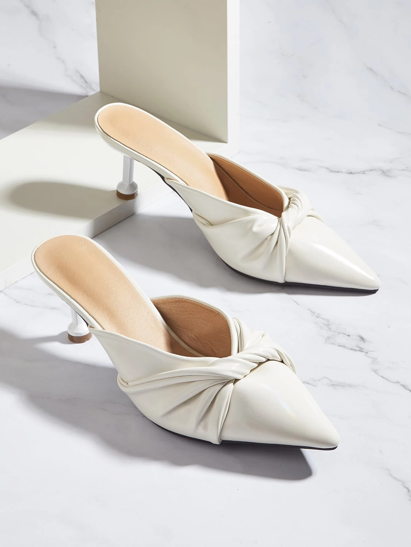 Minimalist Twist Design Point Toe Mules | SHEIN