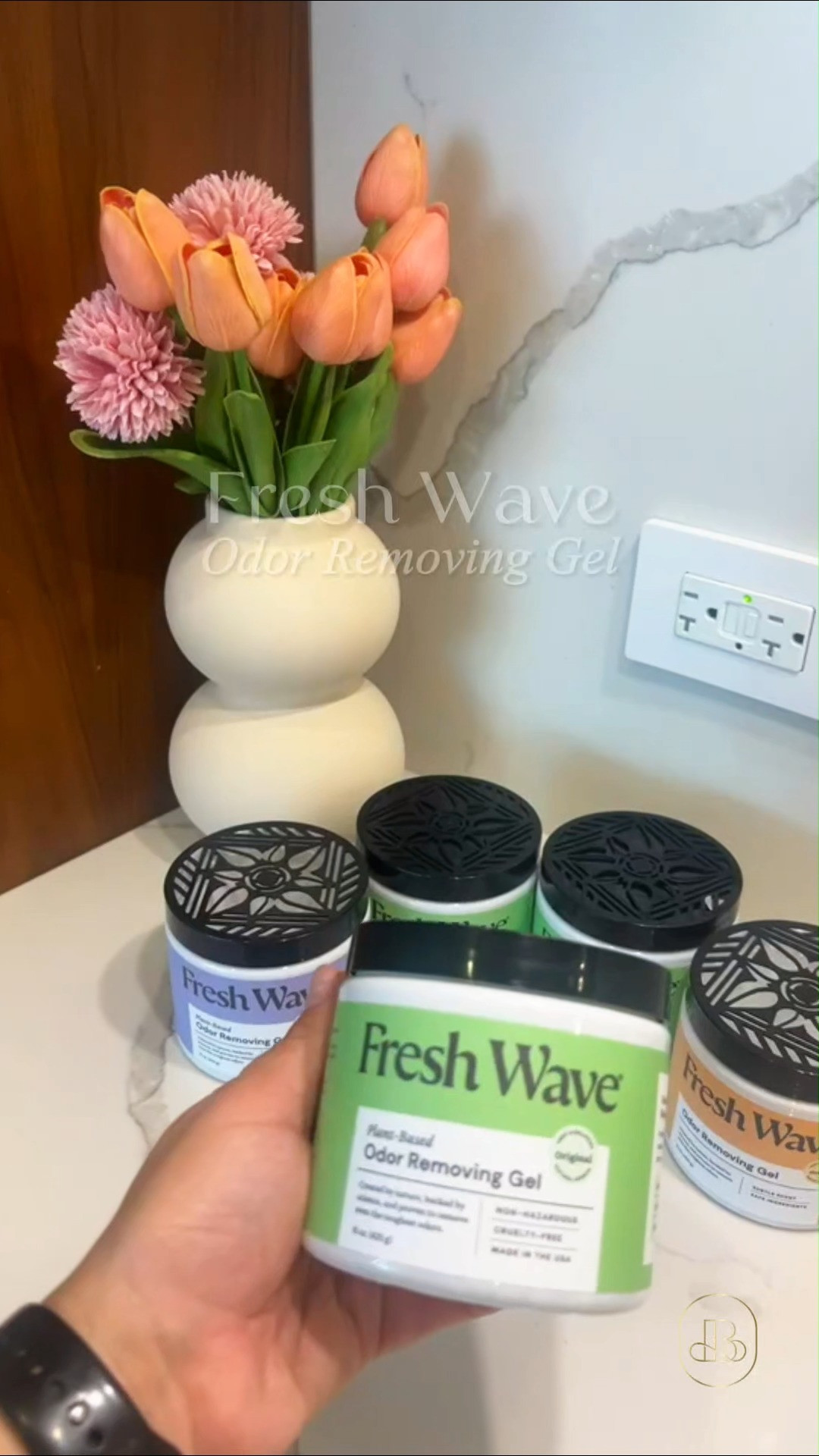 A nice to have for new homeowners, apartment renters, pet parents, or college dorm setups! 🎁 Simply peel off the top seal, place the tub near any problem area, and let it quietly neutralize odors for weeks with zero sprays or plugs required. Perfect to give in a housewarming gift basket or a moving-in care package! 🌱 #LTKHome #LTKfinds #LTKunder50 #GiftInspo #HousewarmingGifts #PracticalGifts #FirstApartment #CleanLiving 

#LTKdayinmylife #LTKmomlife #LTKHome