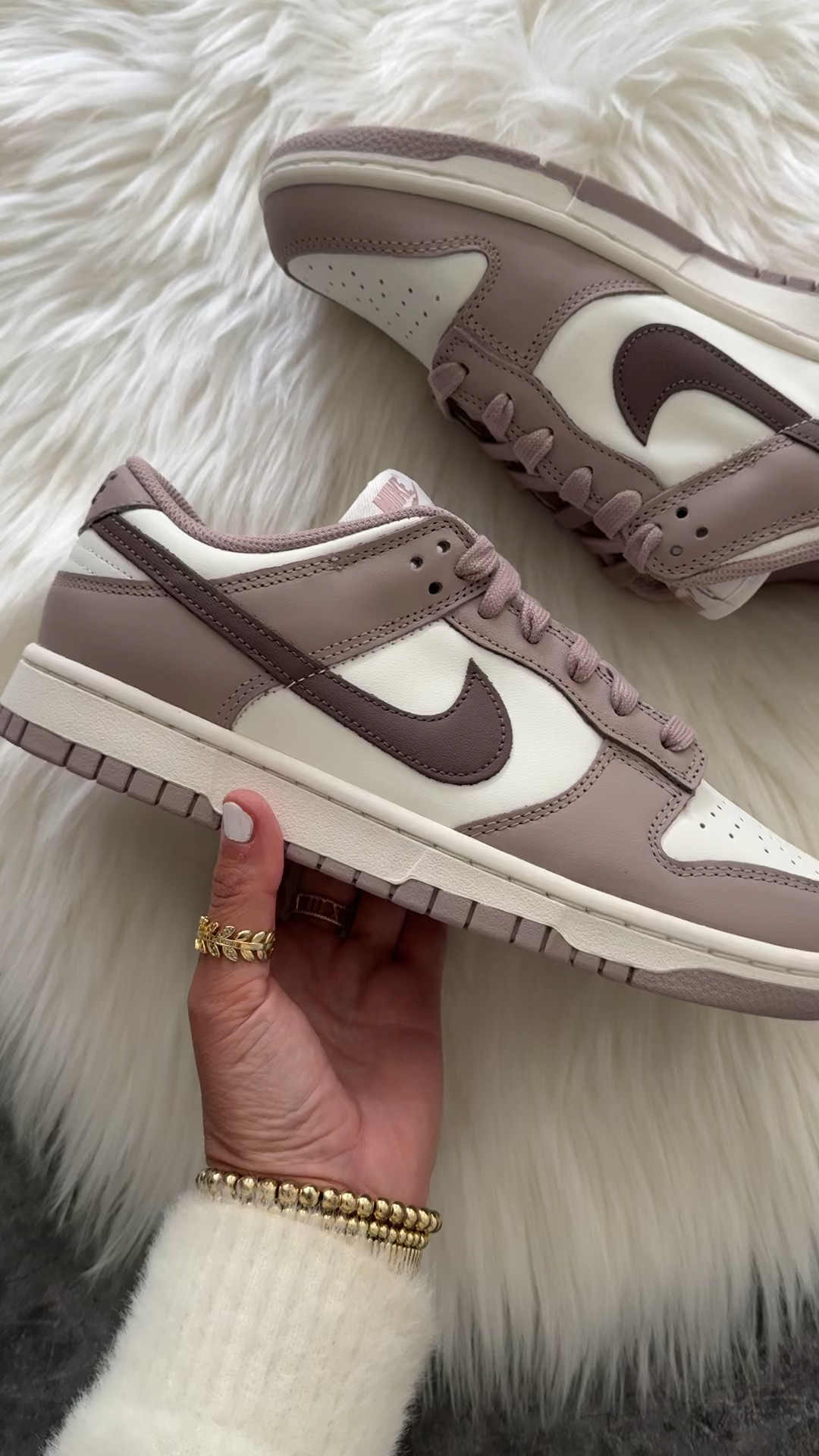 Nike low dunk sneakers run true to size 