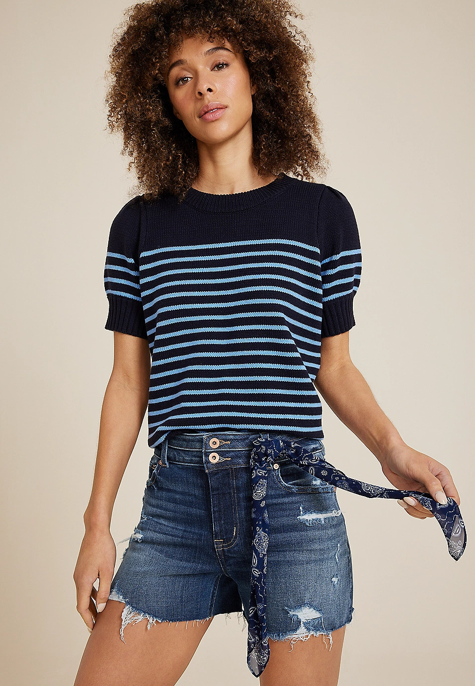 edgely™ Dark High Rise 3.5in Ripped Short | Maurices