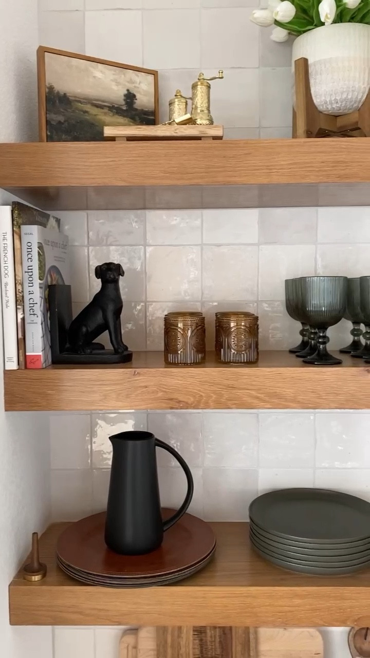 #shelfstyling #openkitchen #openshelving 