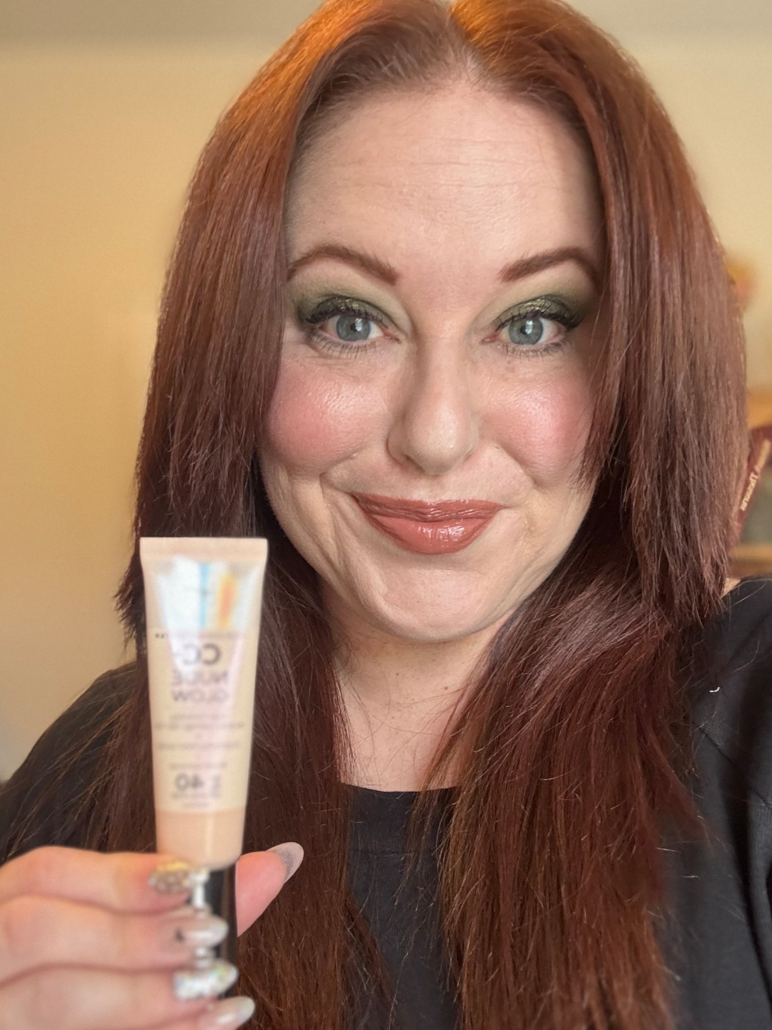 Glowy foundation perfect for winter skin

#LTKBeauty #LTKSaleAlert #LTKHoliday