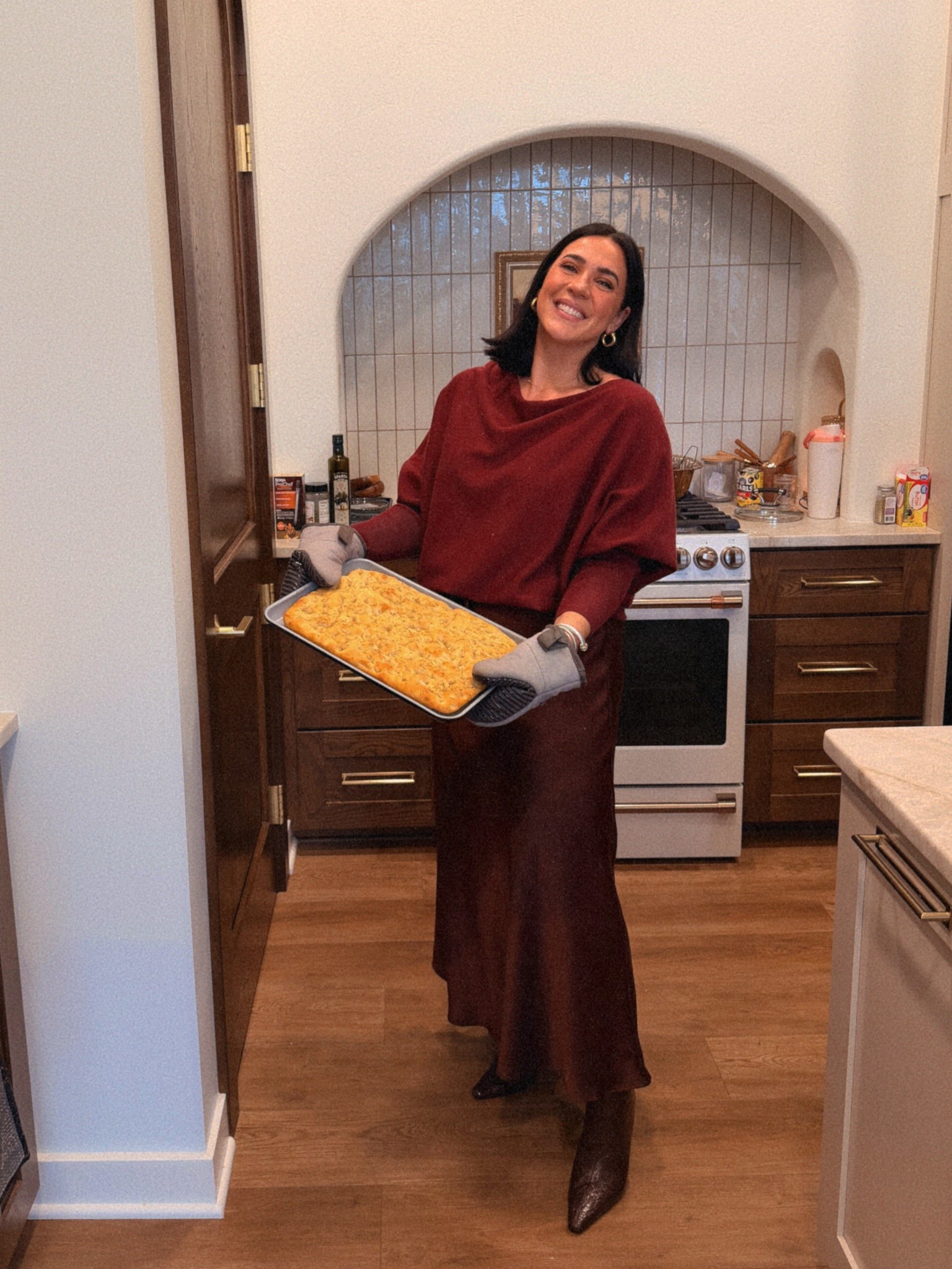 My Thanksgiving outfit! Size L :) 

Holiday outfit idea. Christmas outfit idea, holiday party outfit, Christmas party outfit. 