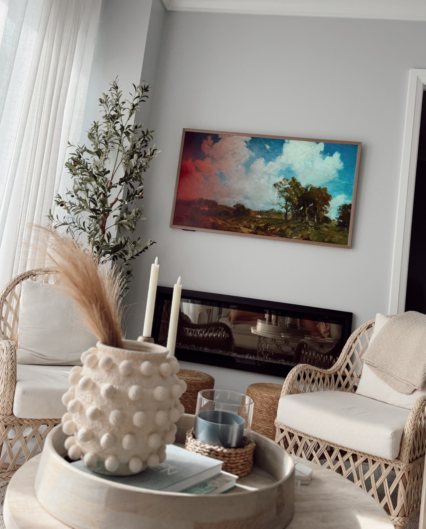 I cannot get over this TV! Forget the frame and get this and it’s even cheaper than what I just bought it for! Over half off right now! It is so cool I ordered for Chicago too! Picture is insane and so many cool features and looks so pretty & mounts flat! Paul approved and we are all obsessed! ✨💯