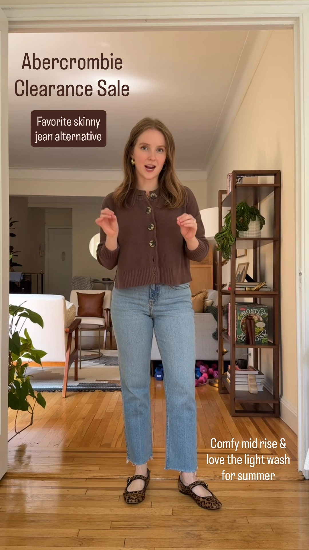 $54 Abercrombie jeans! Clearance sale Best skinny jean alternative 
Wearing xshort 25

#LTKxAbercrombie