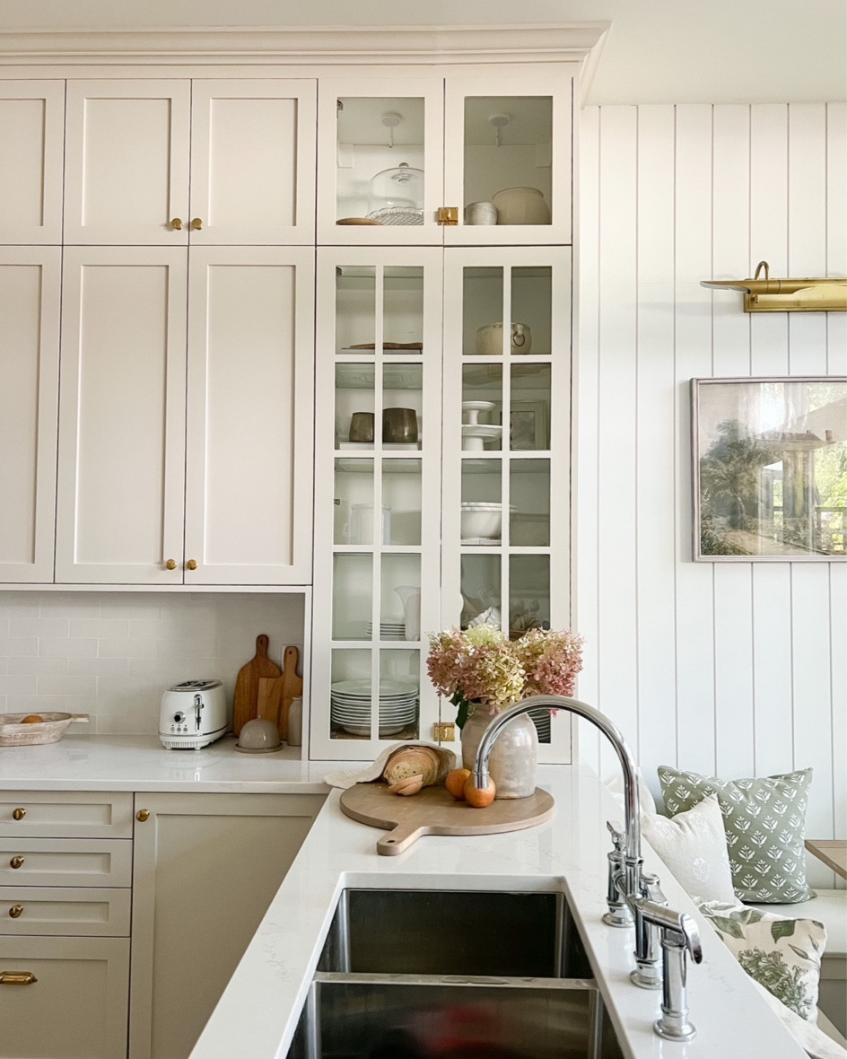 Kitchen styling for spring. Decor, art, throw pillows, bridge faucet, dried florals, toaster on sale 

#LTKhome #LTKstyletip #LTKFind