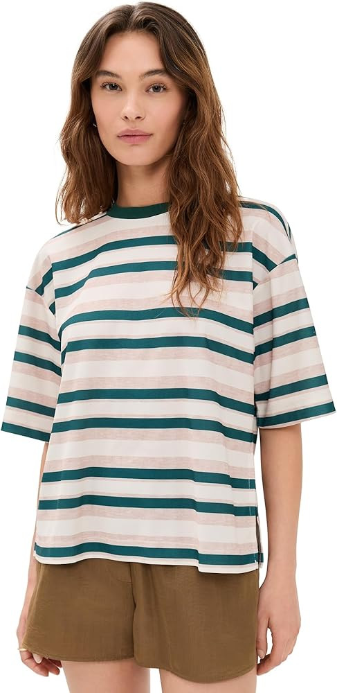 Women's Emerging Tee | Amazon (US)