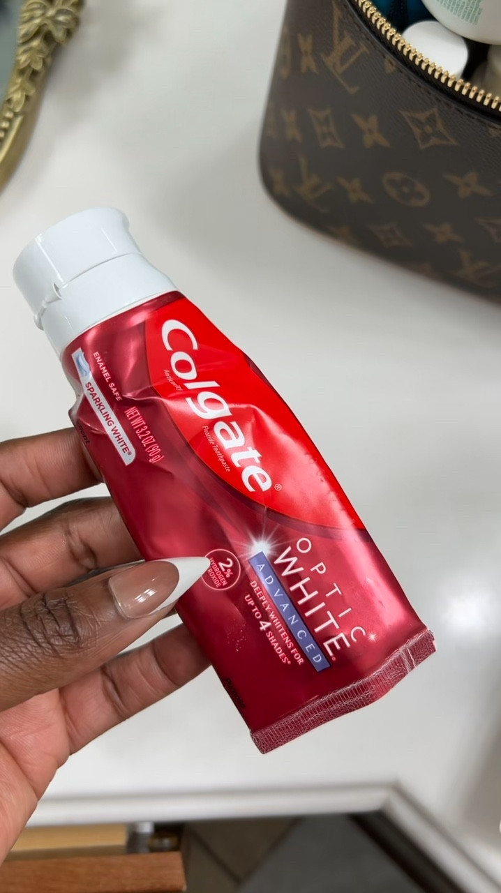 IYKYK I don’t play when it comes to bright white teeth and this aids in that

#LTKhome #LTKVideo