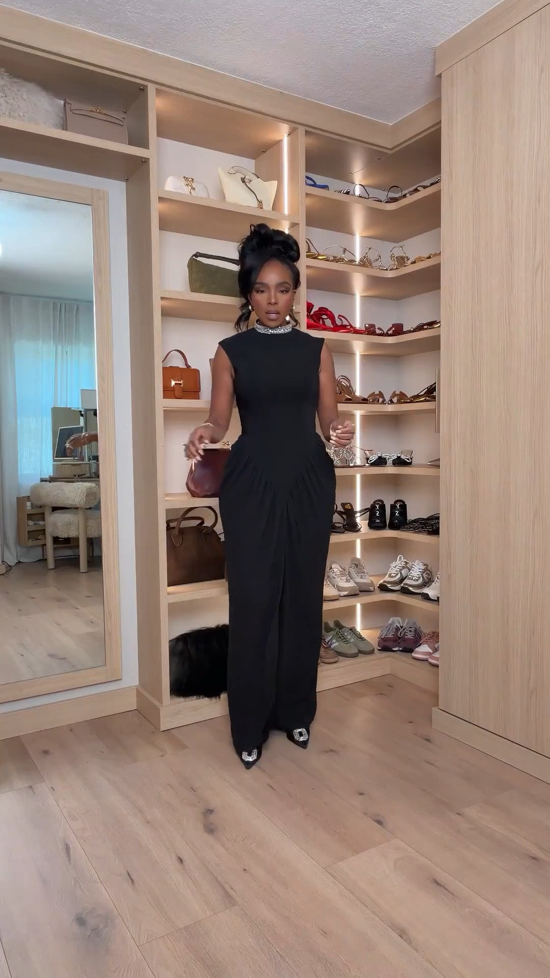 NYE Outfit Inspo — Casual to Glam ✨  
From effortless sparkle to full-on statement looks, these New Year’s Eve outfits make it easy to dress for whatever the night has planned. Think elevated silhouettes, shimmer details, and pieces that transition seamlessly from dinner to midnight celebrations.

Perfect for NYE dinners, house parties, cocktail events, and ringing in the new year in style.

📏 Sizing:
Dresses & Tops (Small) • Pants (27 Long) • Heels (TTS)  
Measurements: 5’4” · 138 lbs · 34D · 27” waist · 40” hips

Tap to get details.

NYE outfit ideas, New Year’s Eve dresses, casual to glam outfits, sparkly holiday looks, party outfit inspiration, elevated evening style, winter event outfits.

Follow me on Instagram and YouTube @kirasfashionfinds