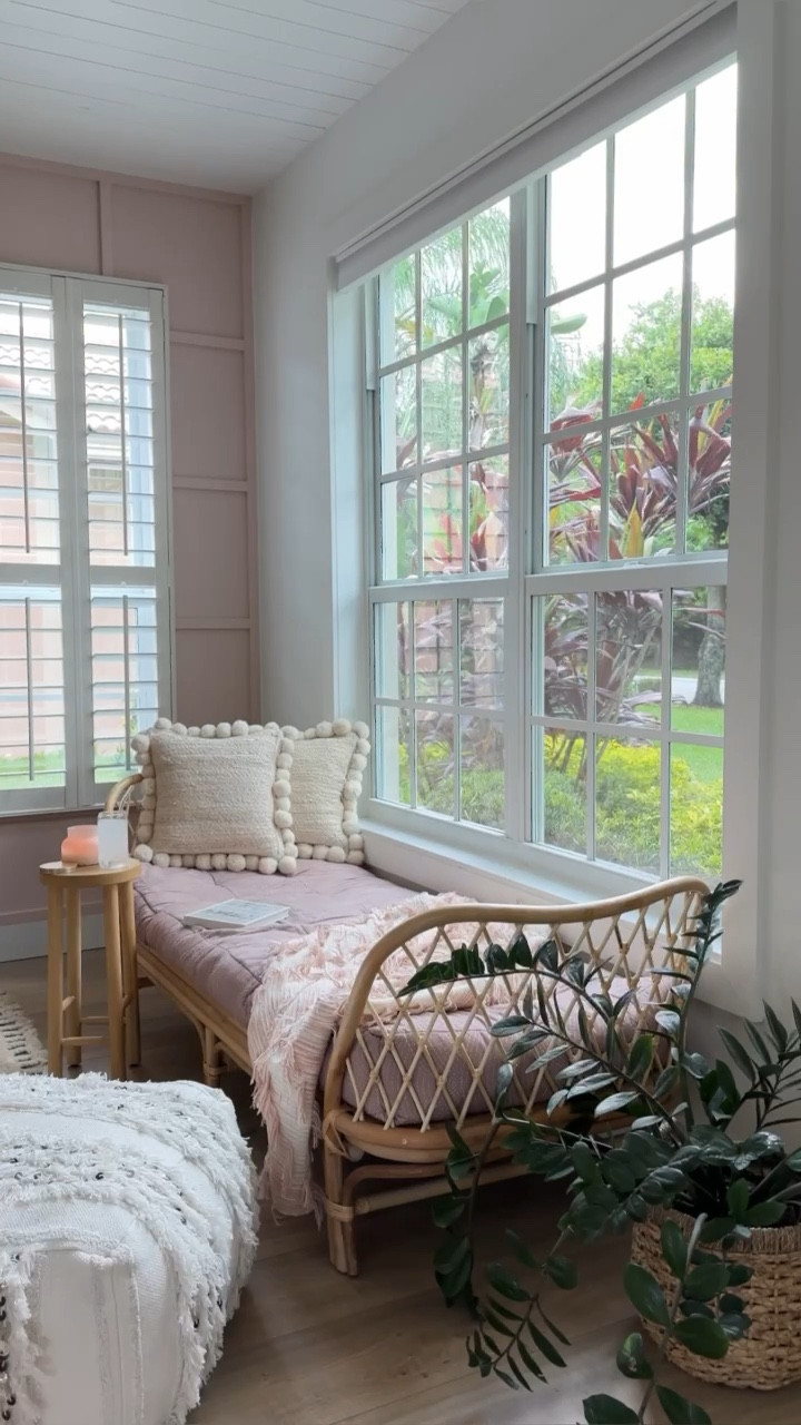 Call me crazy but I decided no iPads for the summer! Designated reading time each day for the Hanna girls and I call this spot! What books should I read?
.
.
.
.
.
.
#amazon #amazonfinds #amazonhome #homedecor #homereels #bhghome #bhgstylemaker #bhgstyle #betterhomesandgardens #apartmenttherapy #howihome #readingnook

#LTKfamily #LTKhome #LTKFind