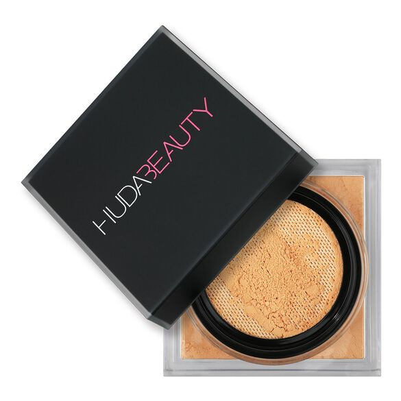 HUDA BEAUTY | Easy Bake Loose Powder - Puder utrwalający | Sephora (PL)