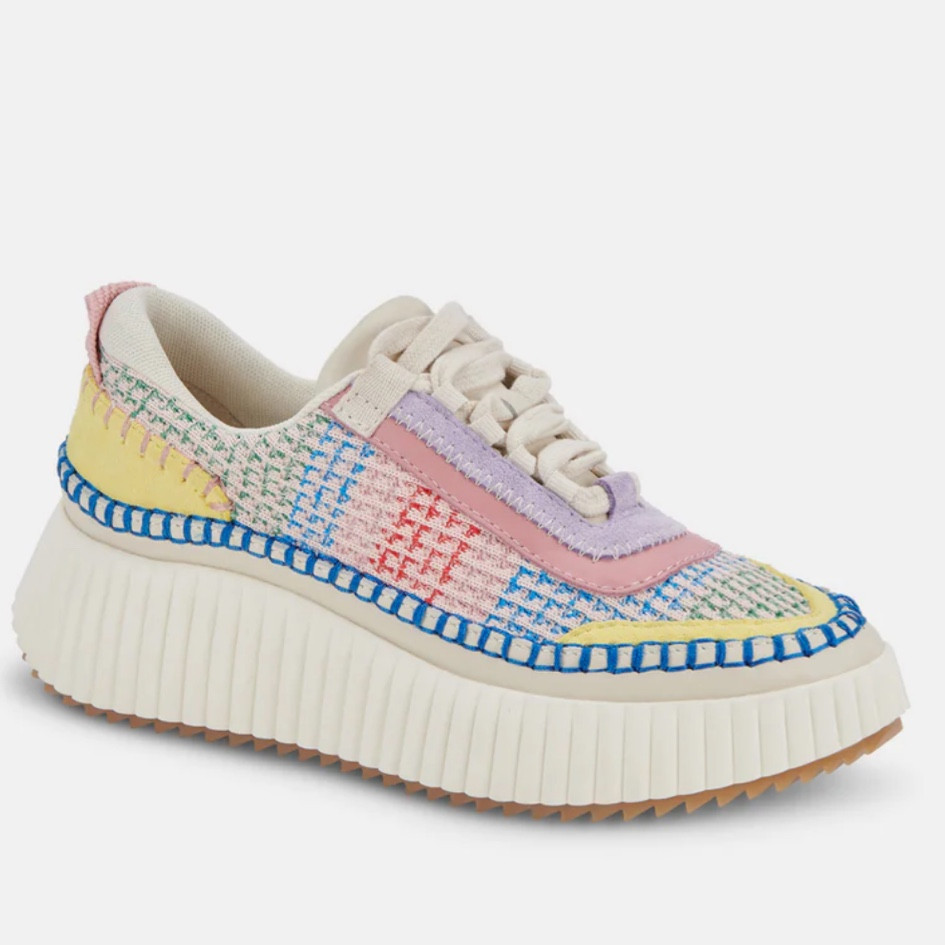 10 color patterns to choose from…. Which one will you choose? 


#chloedupe

#LTKshoecrush #LTKSeasonal #LTKstyletip