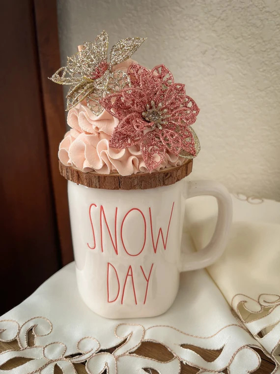 Pink and Gold Poinsettia Faux Whipped Cream/poinsettia/pink - Etsy | Etsy (US)