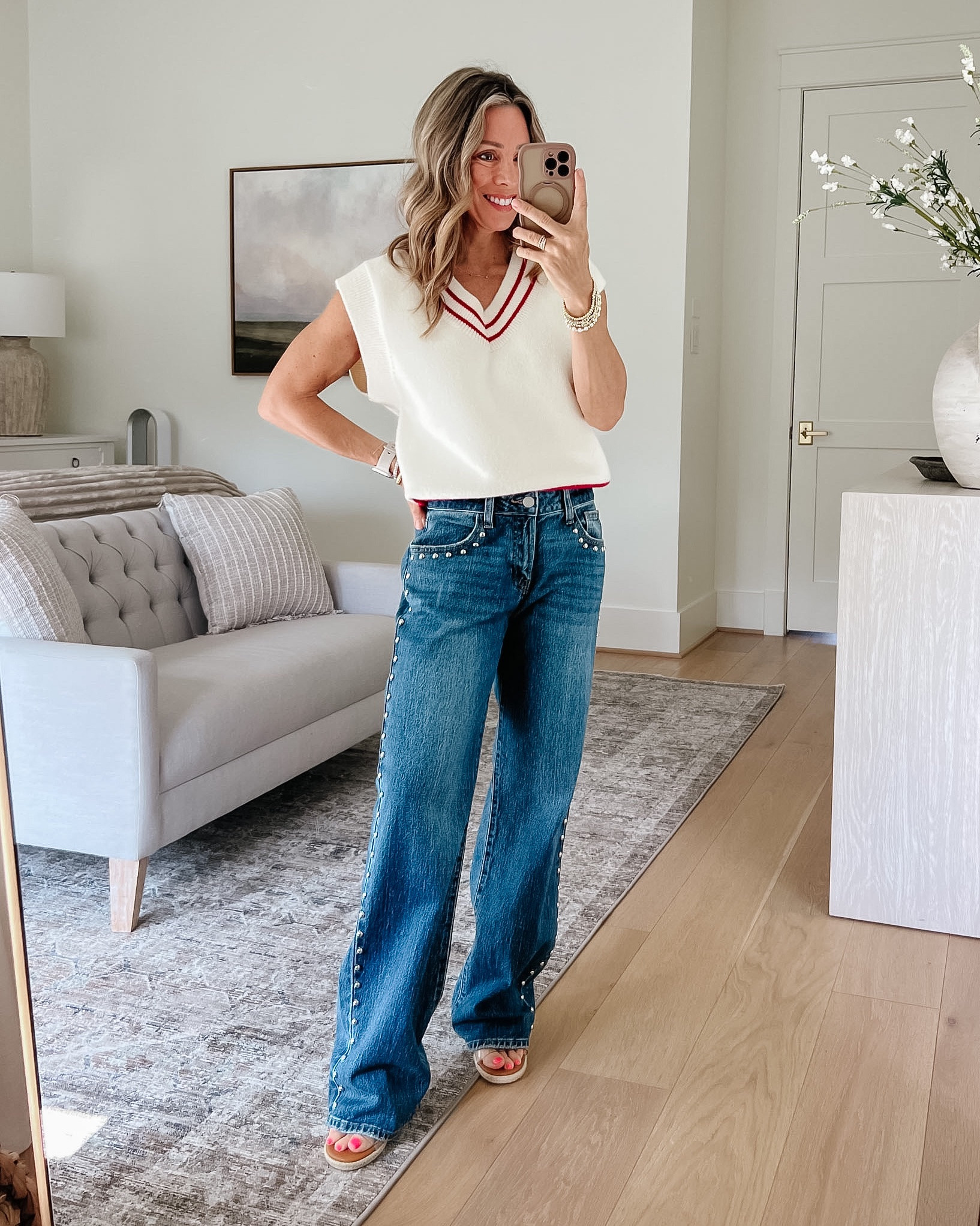Fun transitional styles from Avara ❤️

Top Fit: I’m wearing an XS

Jeans Fit: I’m wearing a 25, but runs large! I would size down

#LTKPetite #LTKgrwm #LTKOver40
