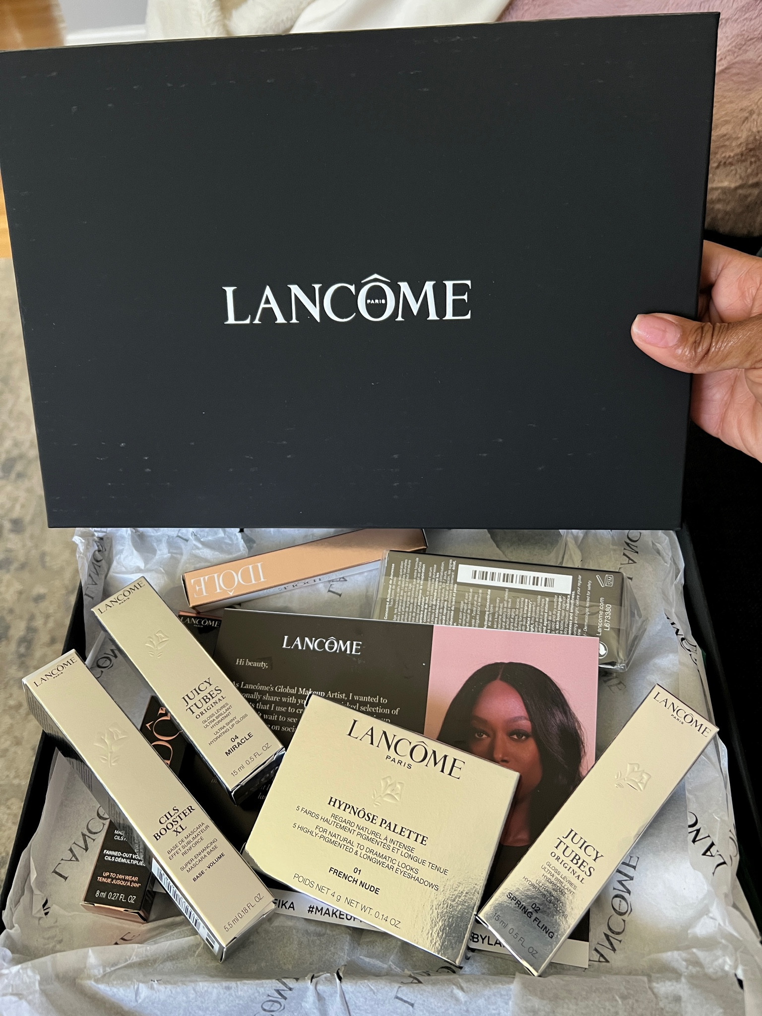 Lancôme unboxing! Shop these products from Lancôme’s Global Makeup Artist. These are products she uses to create her signature makeup looks. Now we can too! 💋💄 #lancome @lancome #beautyover40 #makeuproutine

#LTKbeauty