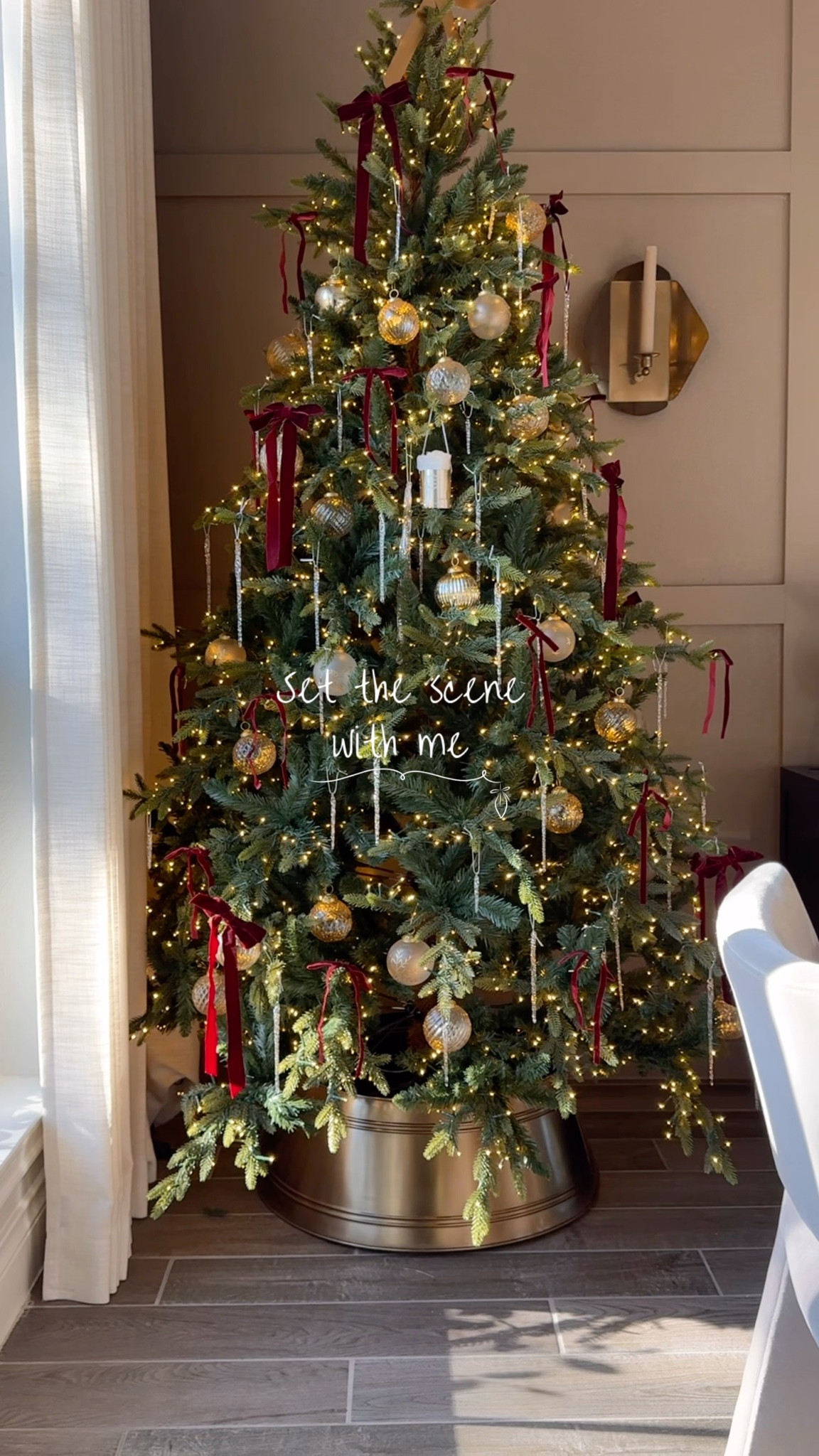 Our holiday dining room ✨🤎🌲 

#LTKHoliday #LTKHome #LTKfoodie