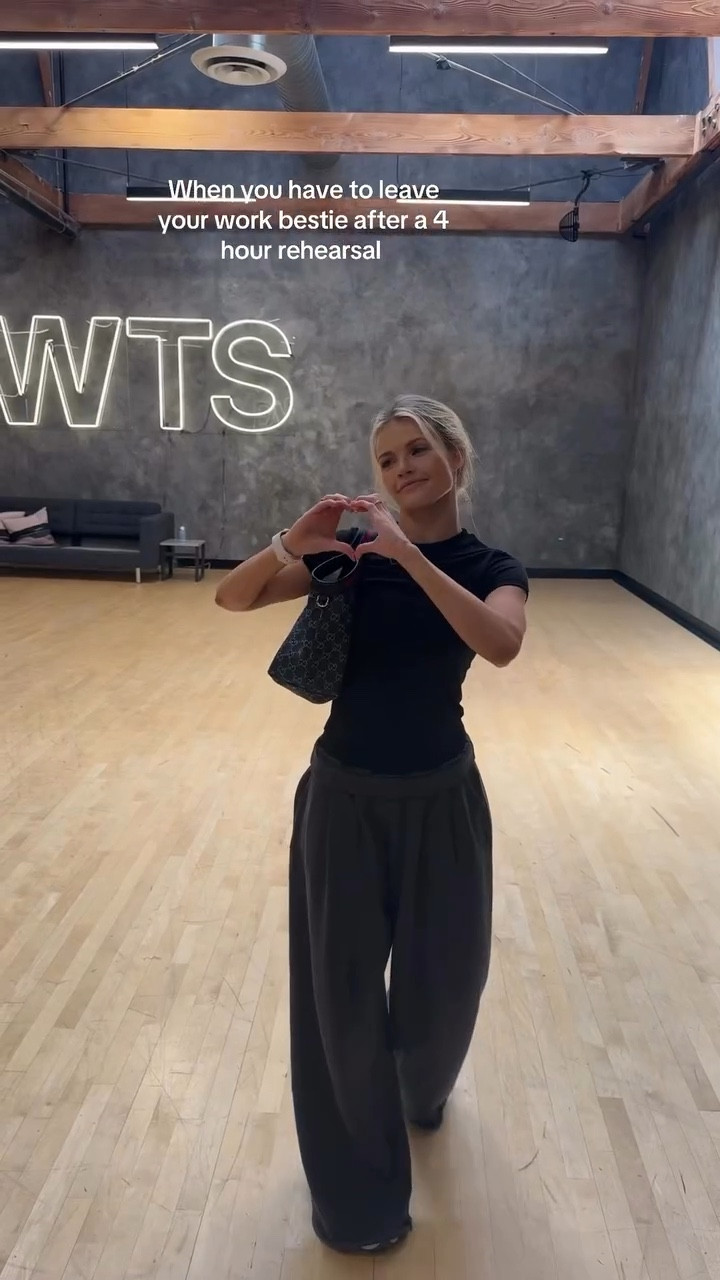 Lots of questions about these sweats!

#LTKStyleTip #LTKActive