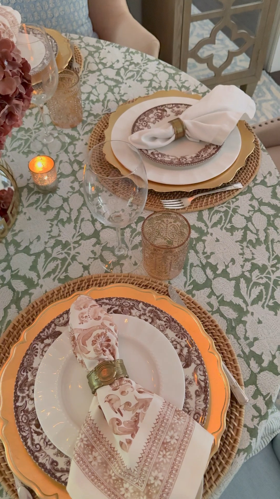 Chic fall layers in gorgeous color! Green, brown, blue and gold is perfect for a fall look!

Chic home, chic finds, home decor, fall finds, fall decor

#LTKfall #LTKhome #LTKstyletip