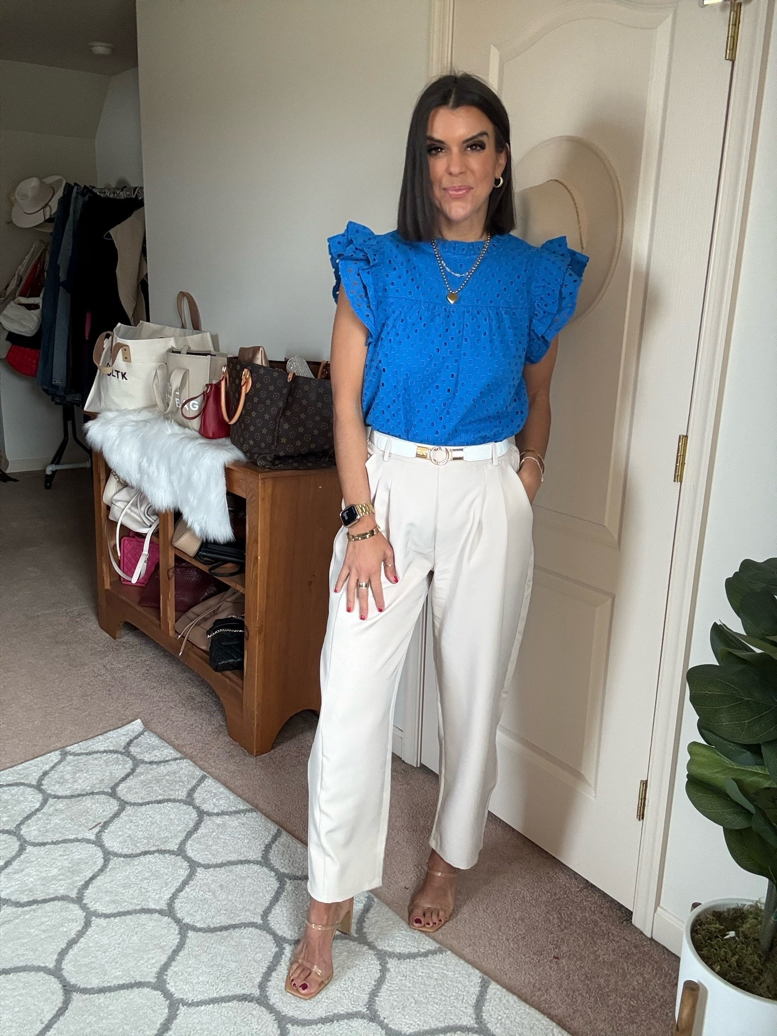 Size small in eyelet top Size small in trousers Heels tts

#LTKdayinmylife #LTKgrwm #LTKmomlife