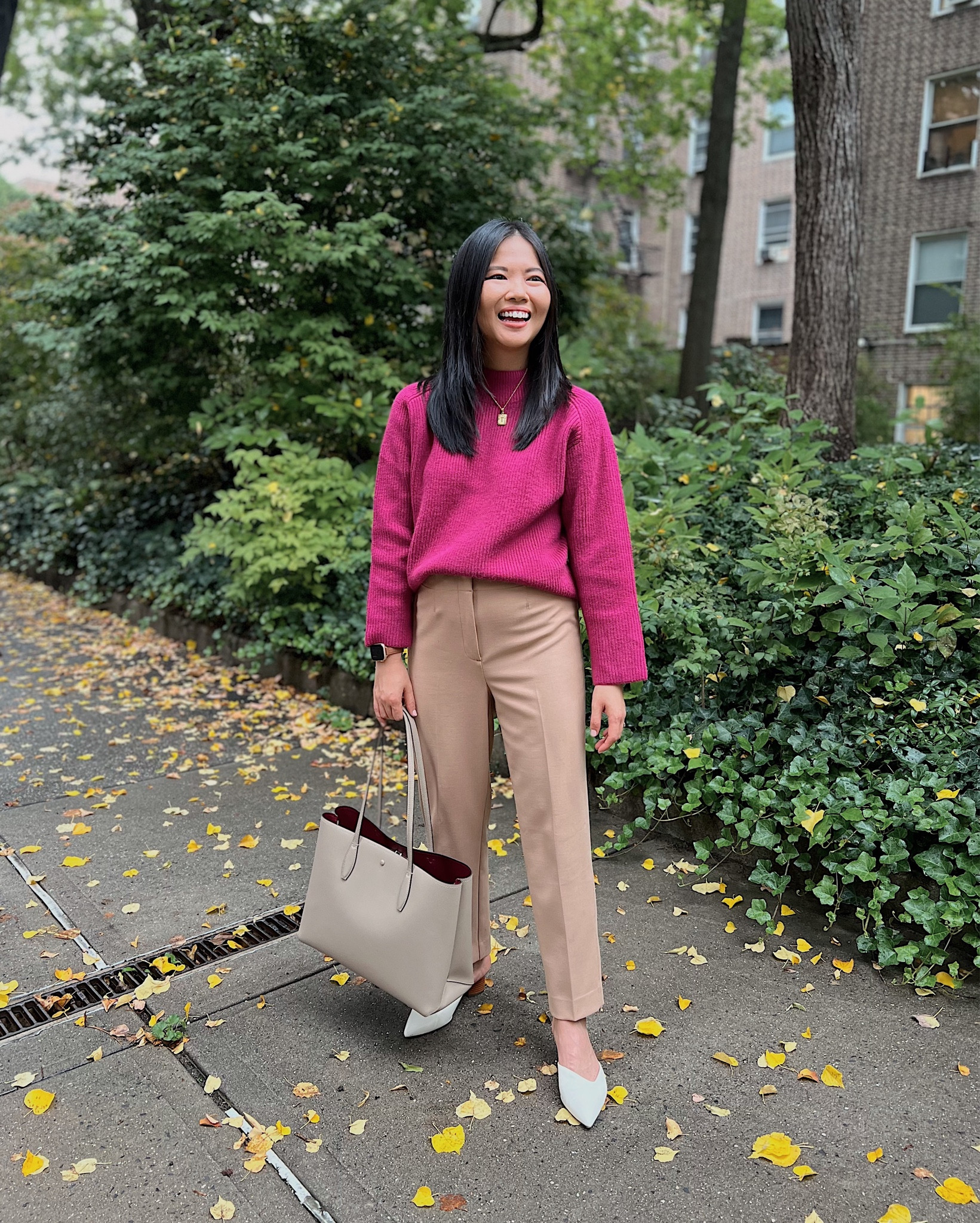Pink sweater (XS)
Khaki pants (4P)
Taupe tote bag
White pumps (1/2
size up)
Ann Taylor sweater
Ann Taylor outfit
Business casual
outfit
Smart casual outfit
Teacher outfit
Fall work outfit
Fall outfit
White mule pumps
Amazon shoes
Kate Spade tote bag

#LTKworkwear #LTKSeasonal #LTKfindsunder100