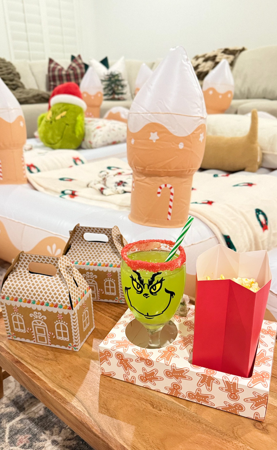 The kind of Christmas magic they’ll remember forever! 

Matching Christmas pajamas, Christmas candy salad, grinch cookies, and a special drink made for such a fun setup for movie night. One of my favorite Christmas traditions!  

 

#LTKHoliday #LTKmomlife #LTKFamily