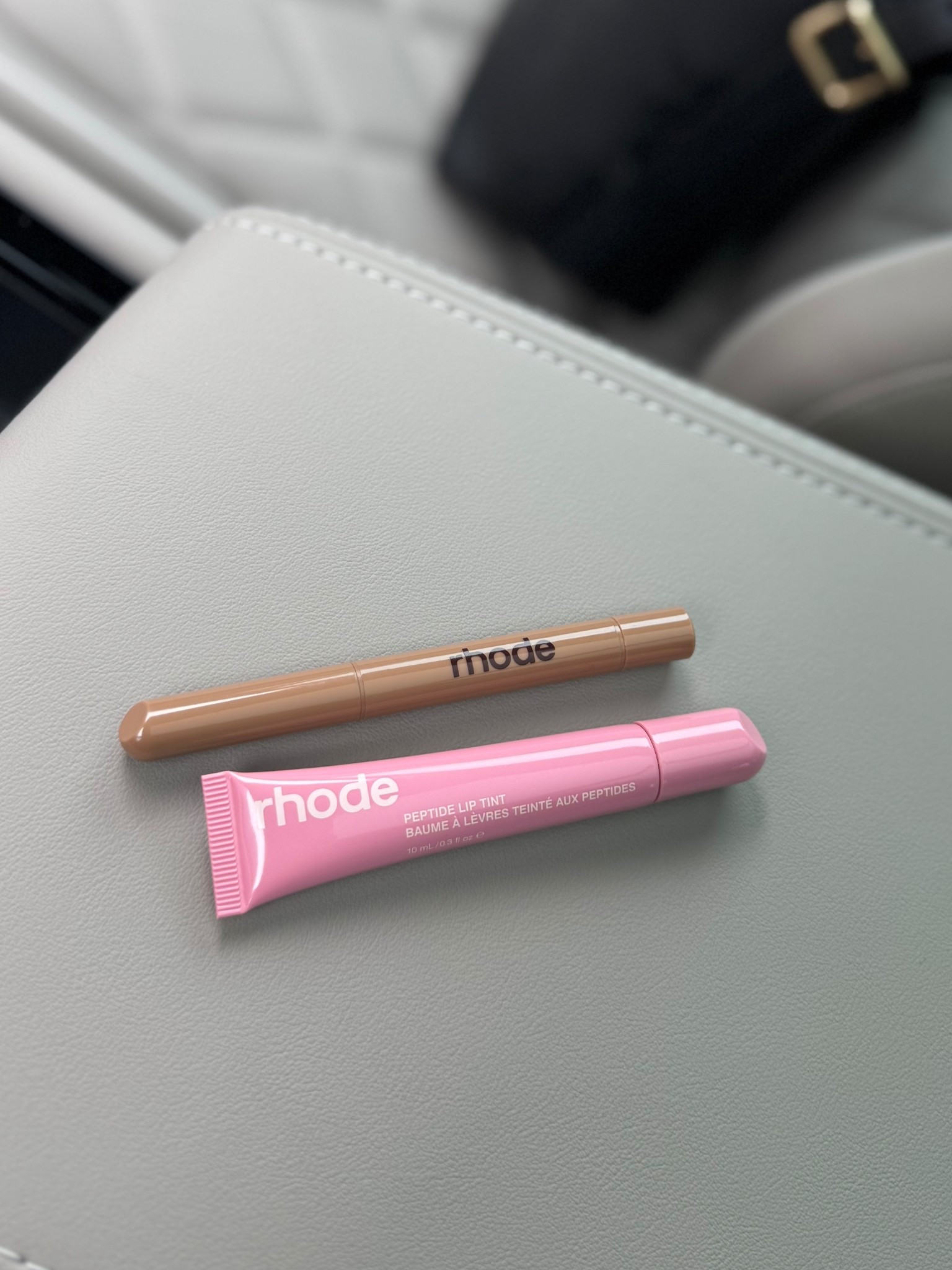 Summer lip color / neutral lip shade / rhode lip 

#LTKBeauty #LTKSummerEdit