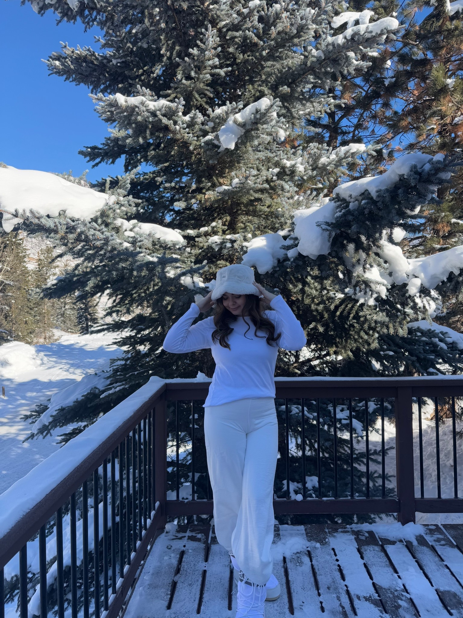 White winter outfit. Perfect for a bride to be!

#LTKootd #LTKWedding #LTKSeasonal