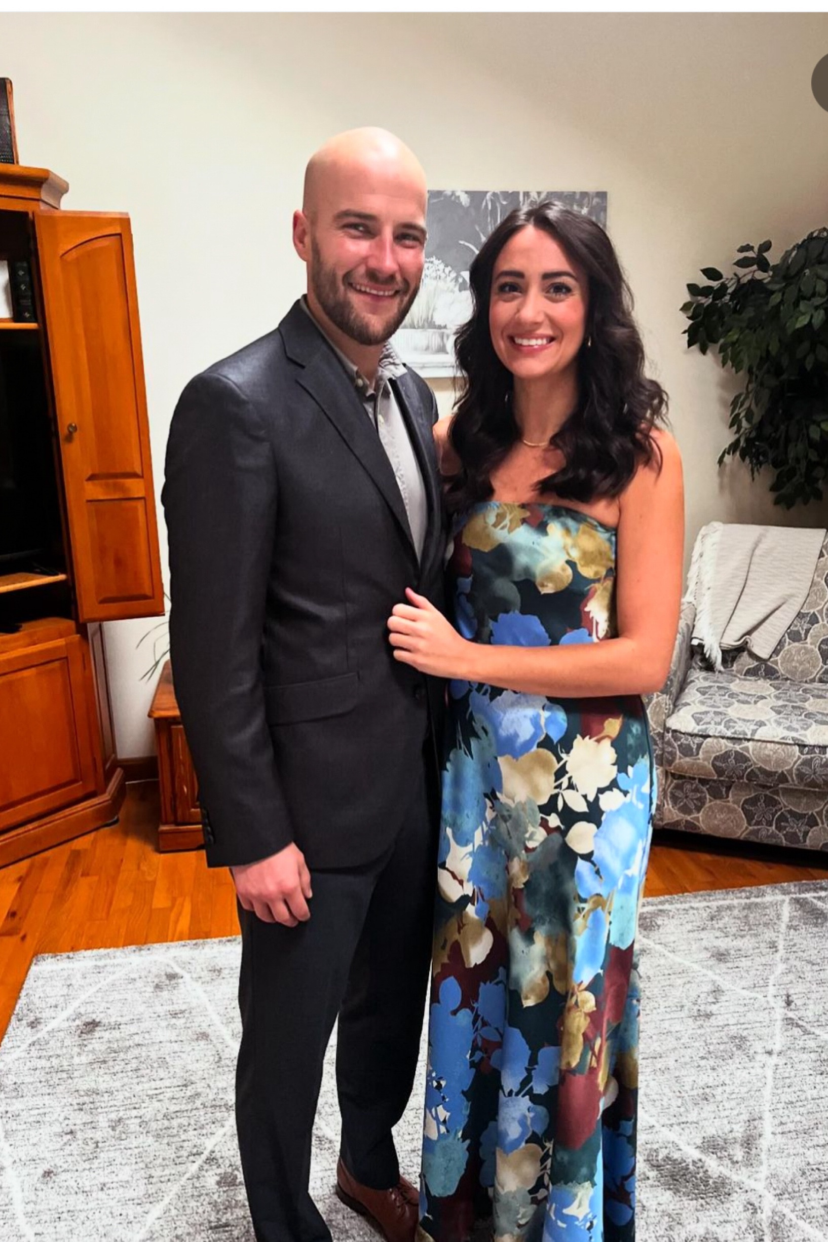 A Perfect fall wedding guest dress. Wearing a size small. 

#LTKWedding #LTKSeasonal #LTKFindsUnder100