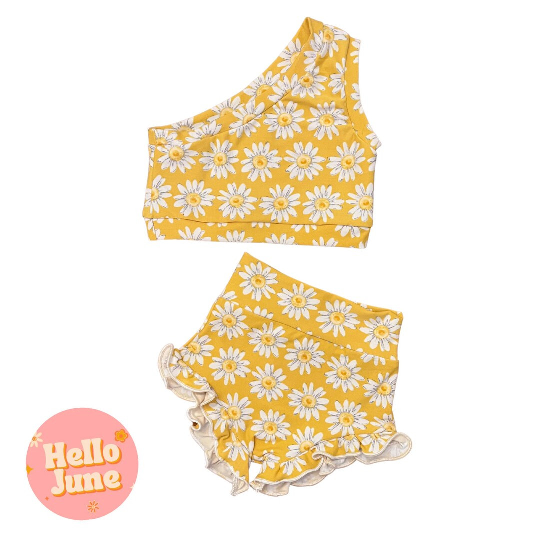 Daisy Matching Top & Ruffle Bummies - Floral Spring Toddler Outfit - Spring Baby Outfit - Toddler... | Etsy (US)