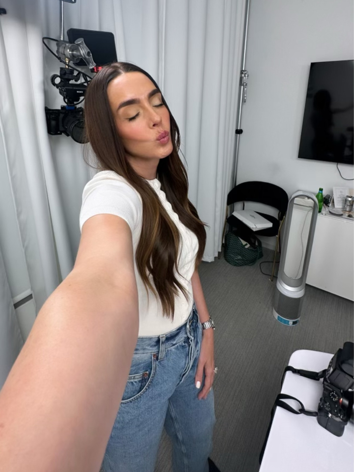 An outfit from the TSC Podcast 🤍 Top is Helsa but linked similar