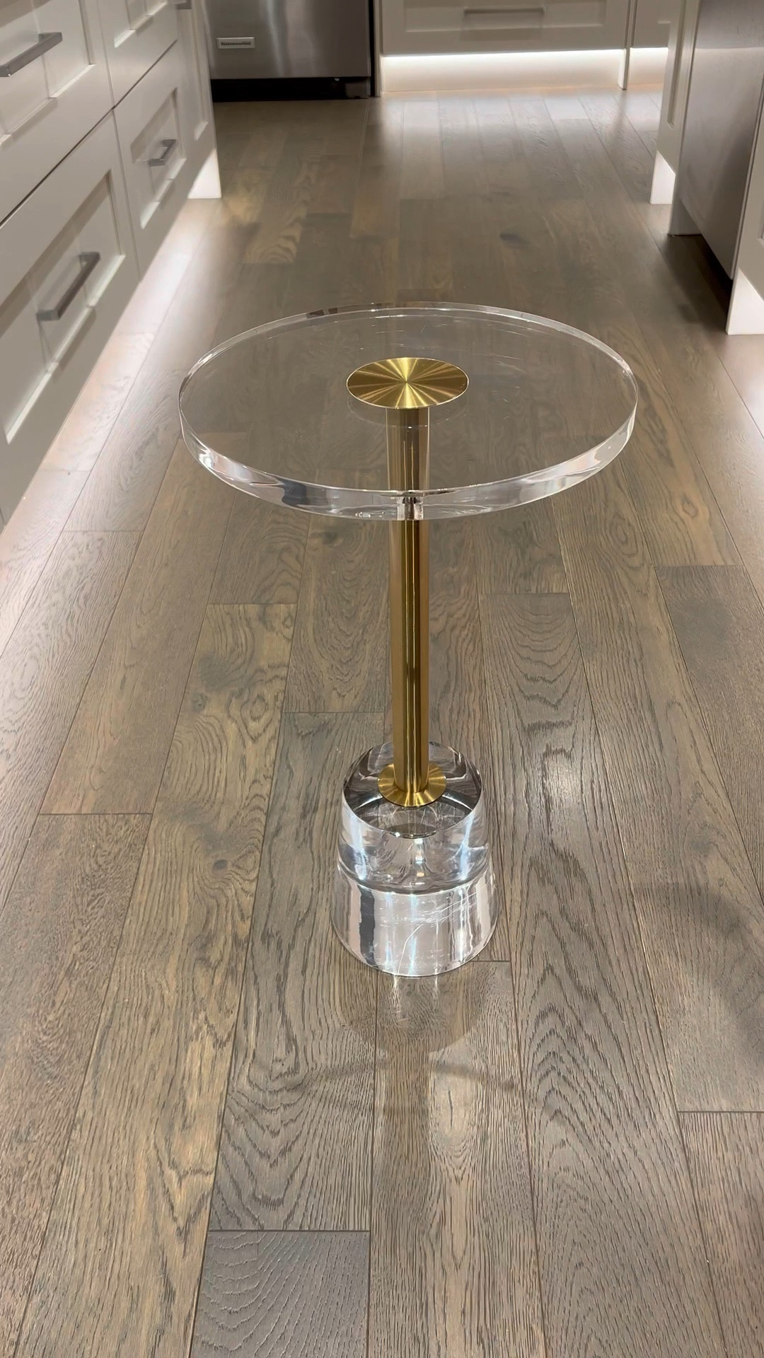 😃

This acrylic pedestal side table is the perfect accent piece. Style it next to your sofa, in between accent chairs, or next to your bathtub! 

Scroll to Shop the look below! 💕

Boucle Sectional
White sectional
Cream sectional
Candle warmer

#LTKStyleTip #LTKSaleAlert #LTKHome