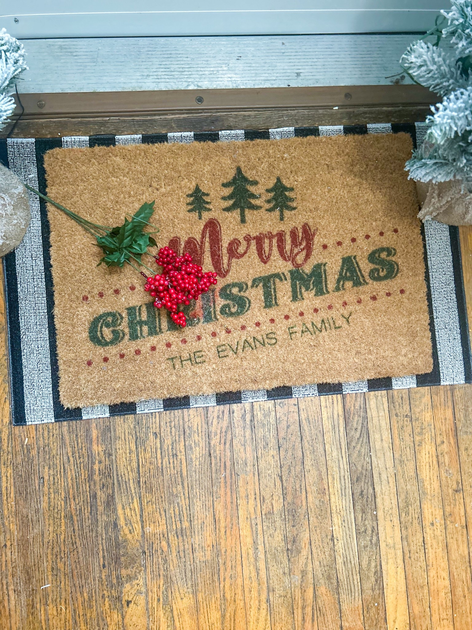 Holiday doormat

#LTKHome #LTKHoliday #LTKSeasonal