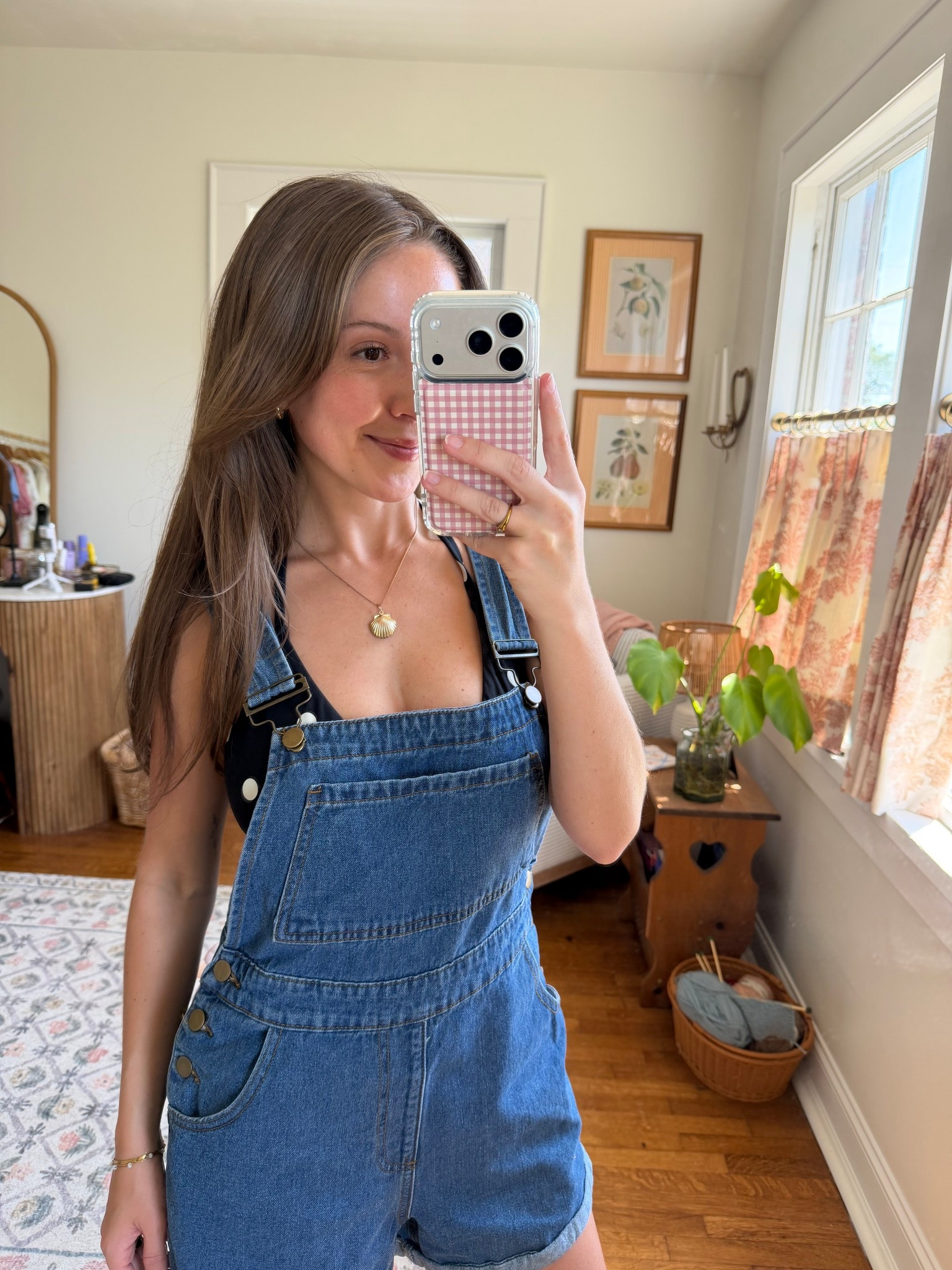 Best overalls!

#LTKgrwm #LTKootd #LTKdayinmylife