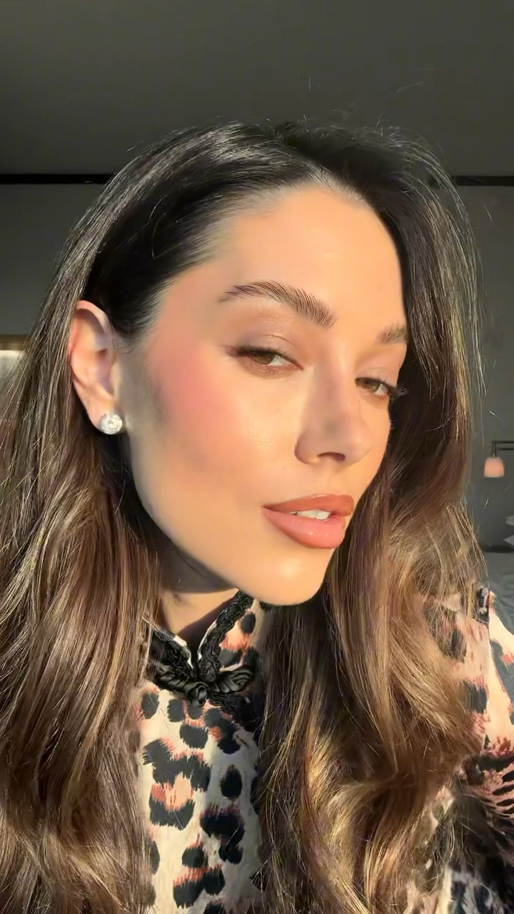 getting ready for the LTK awards 🤍✨#LTKCon 

#LTKParties #LTKBeauty