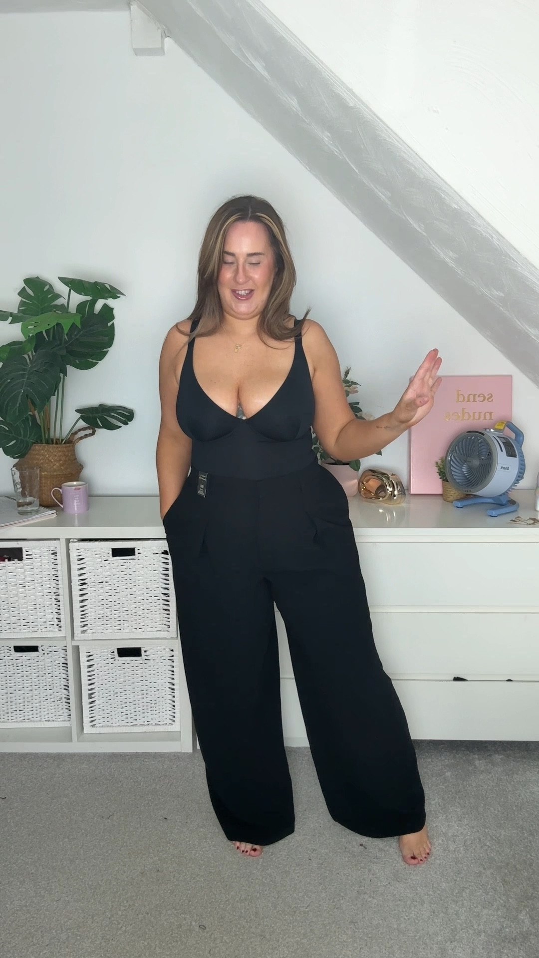 Wide leg trousers on a curvy girl 🫶🏼

#LTKuk #LTKautumn #LTKcurves